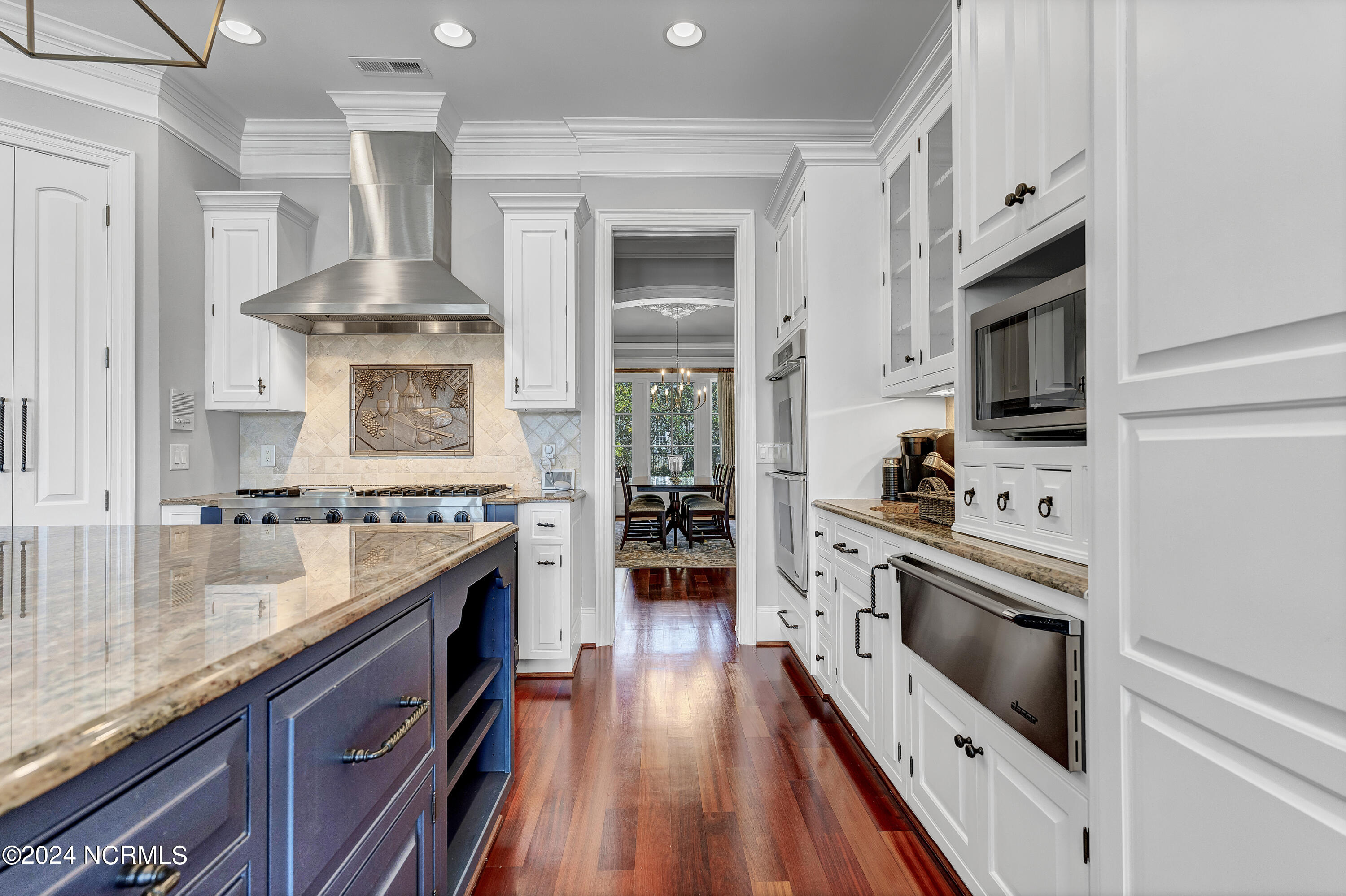 1108 Shelter Cove Place