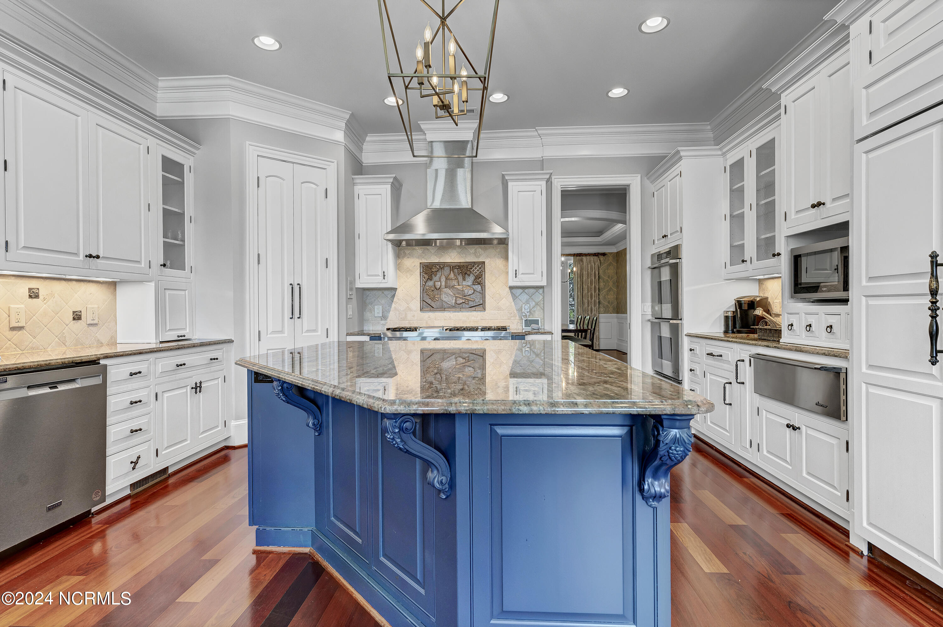 1108 Shelter Cove Place