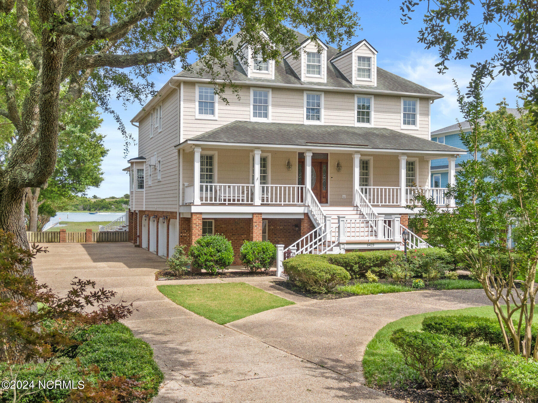 6423 Hawksbill Drive