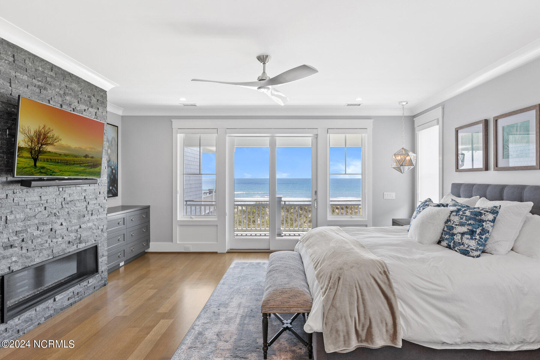 102 Beach Road S