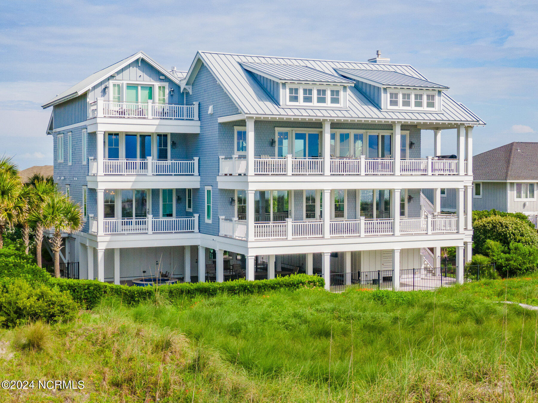 102 Beach Road S