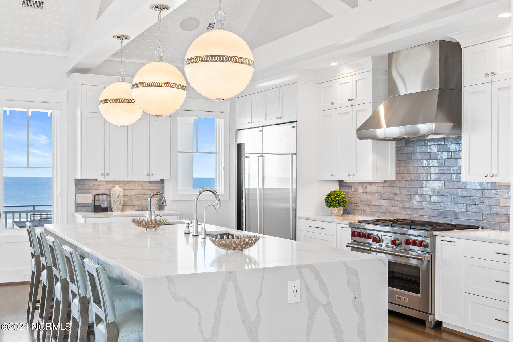 102 Beach Road S