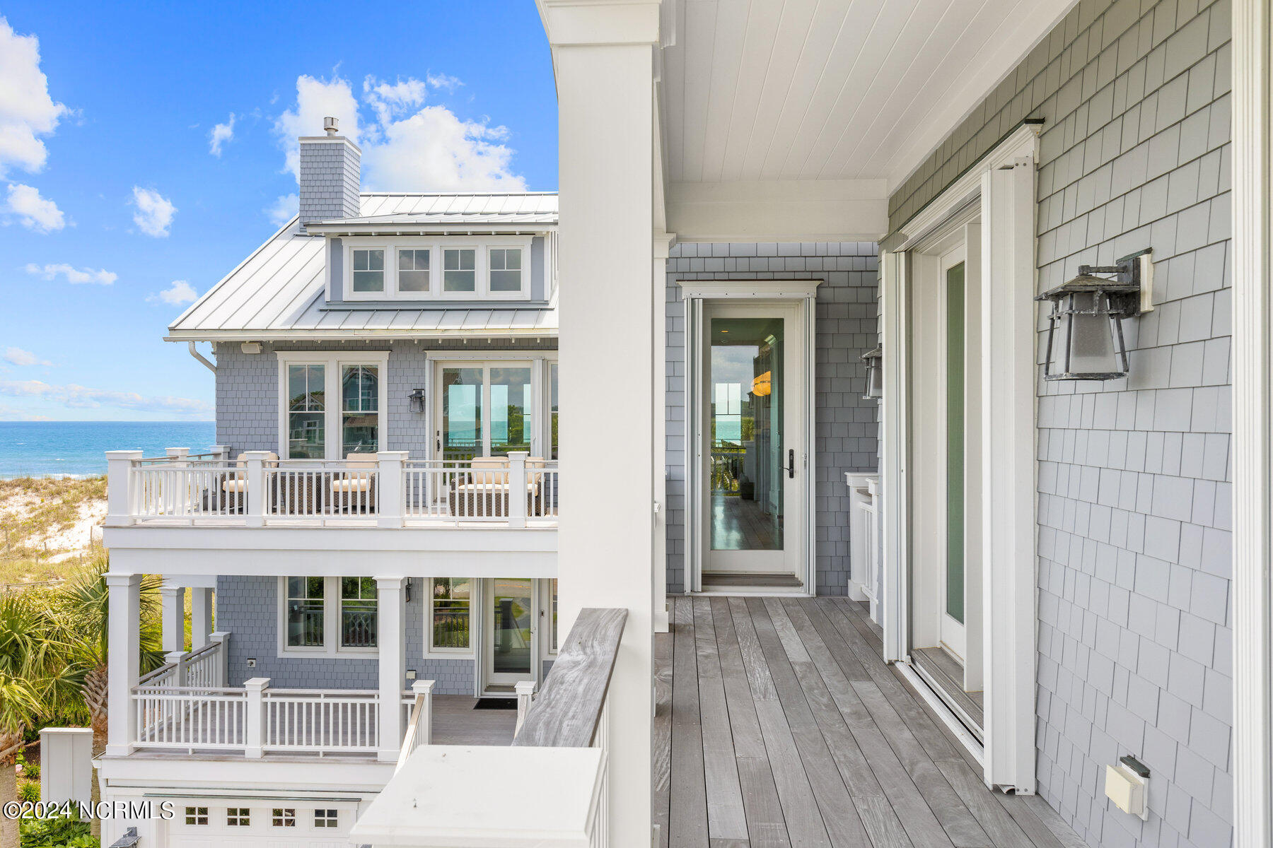 102 Beach Road S