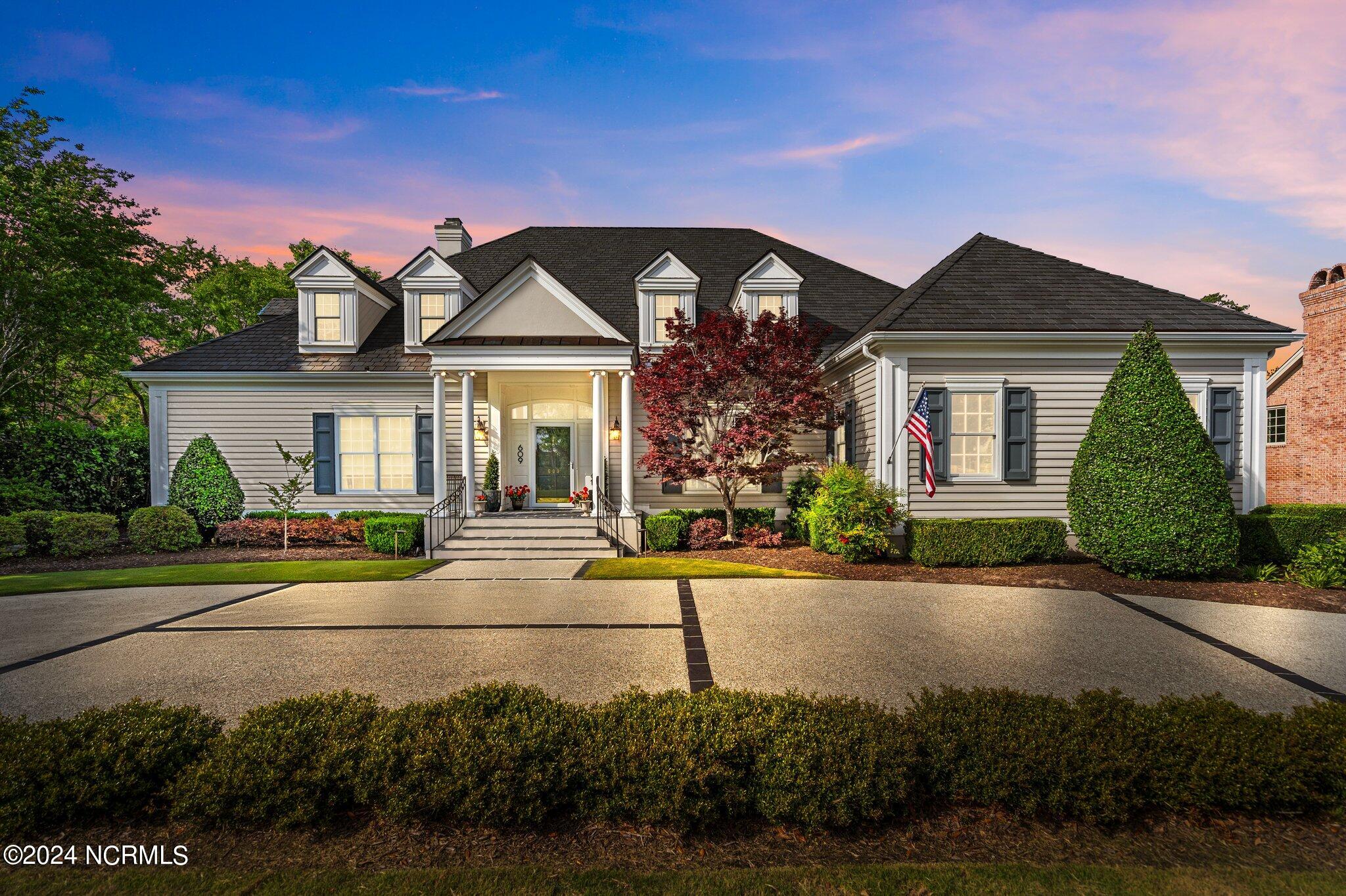 609 Dundee Drive