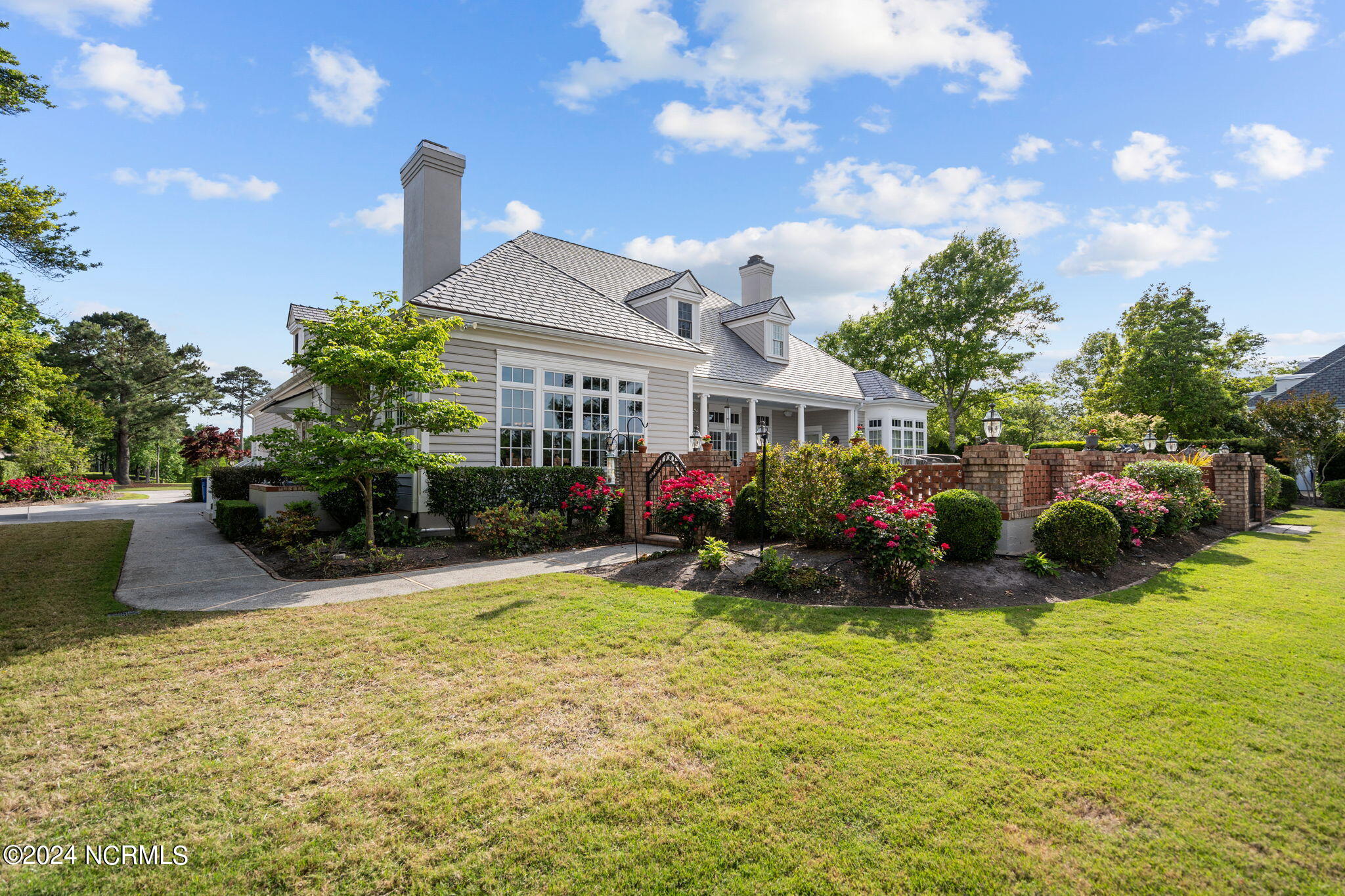 609 Dundee Drive