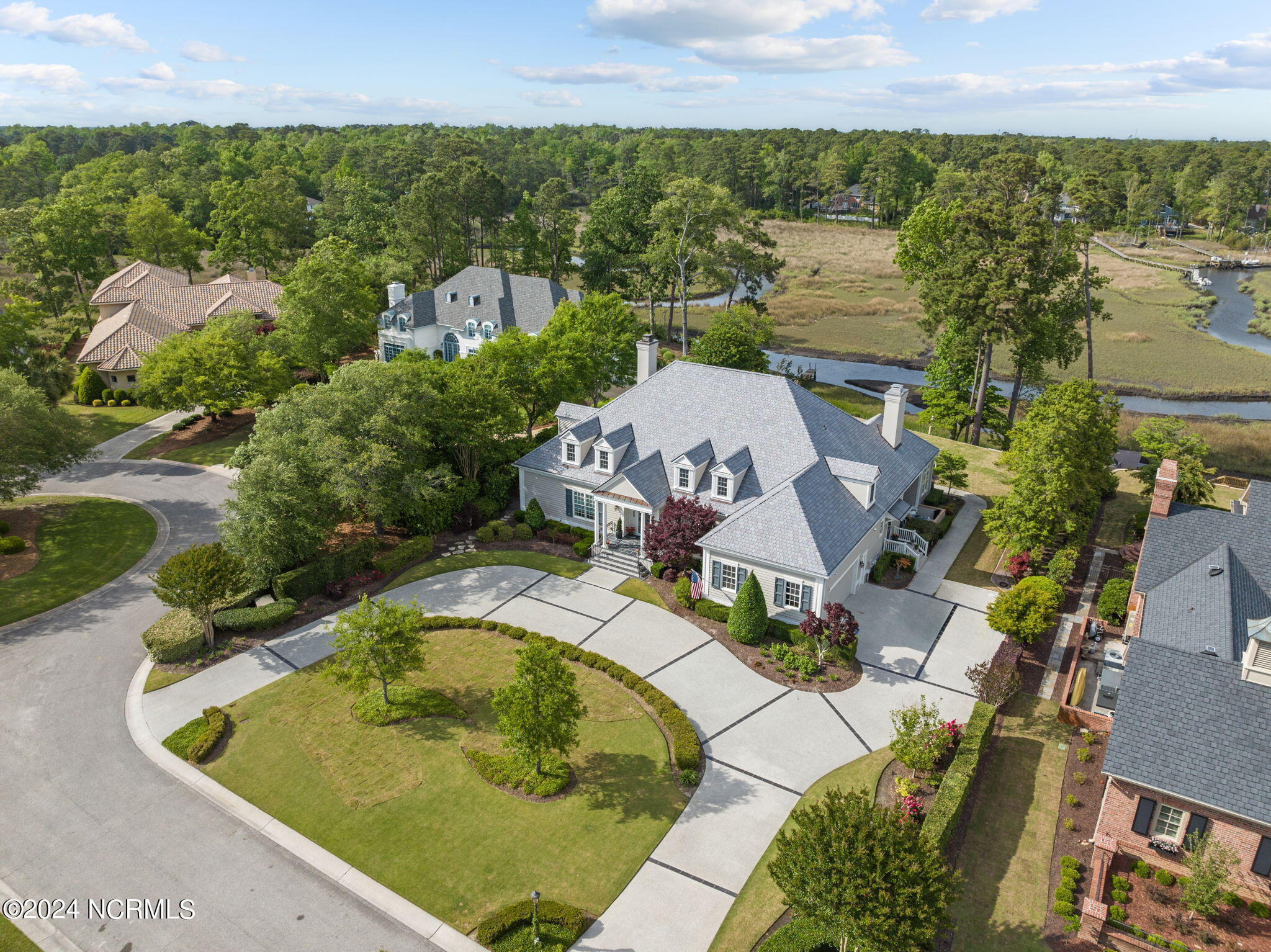 609 Dundee Drive