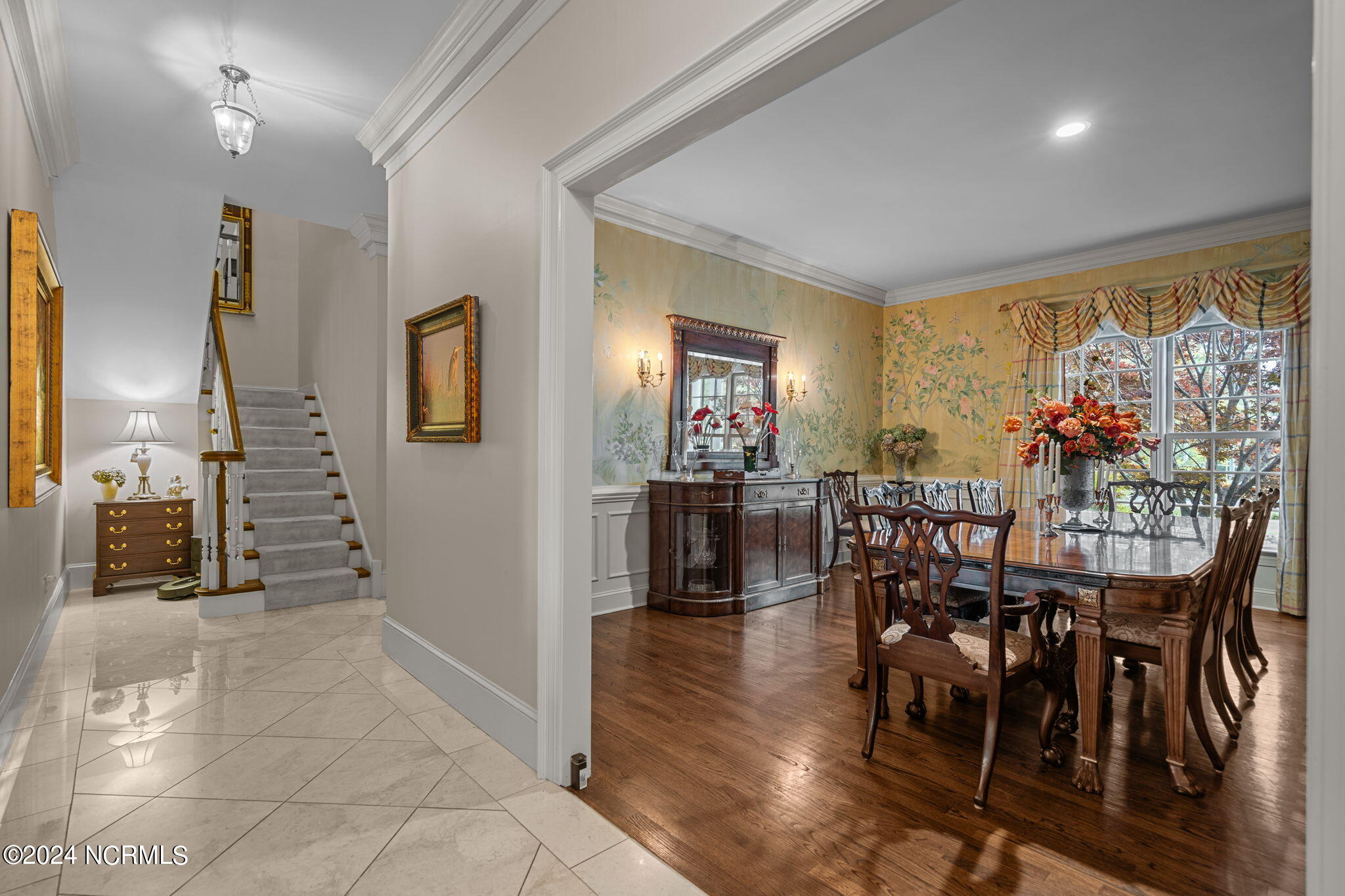 609 Dundee Drive