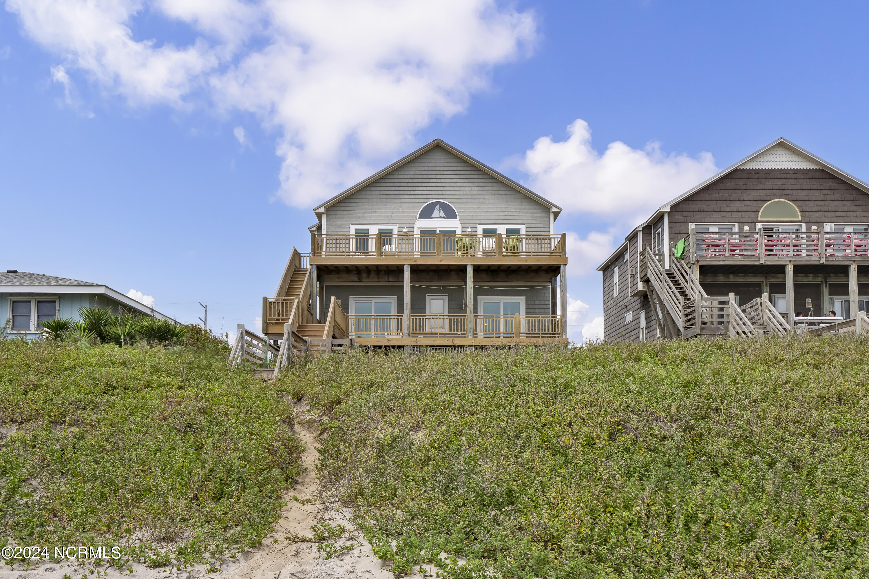 1604 S Shore Drive