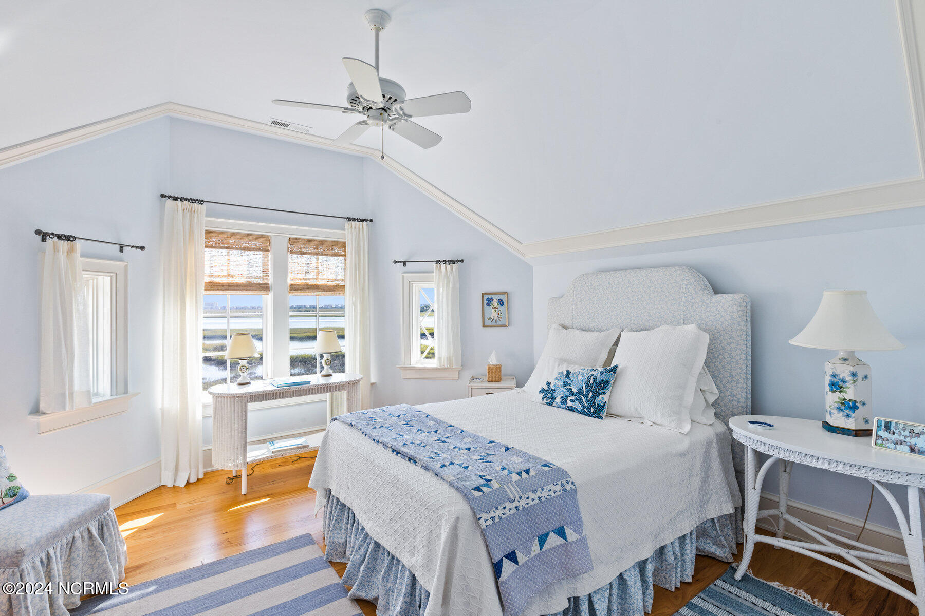 1000 Turnberry Place