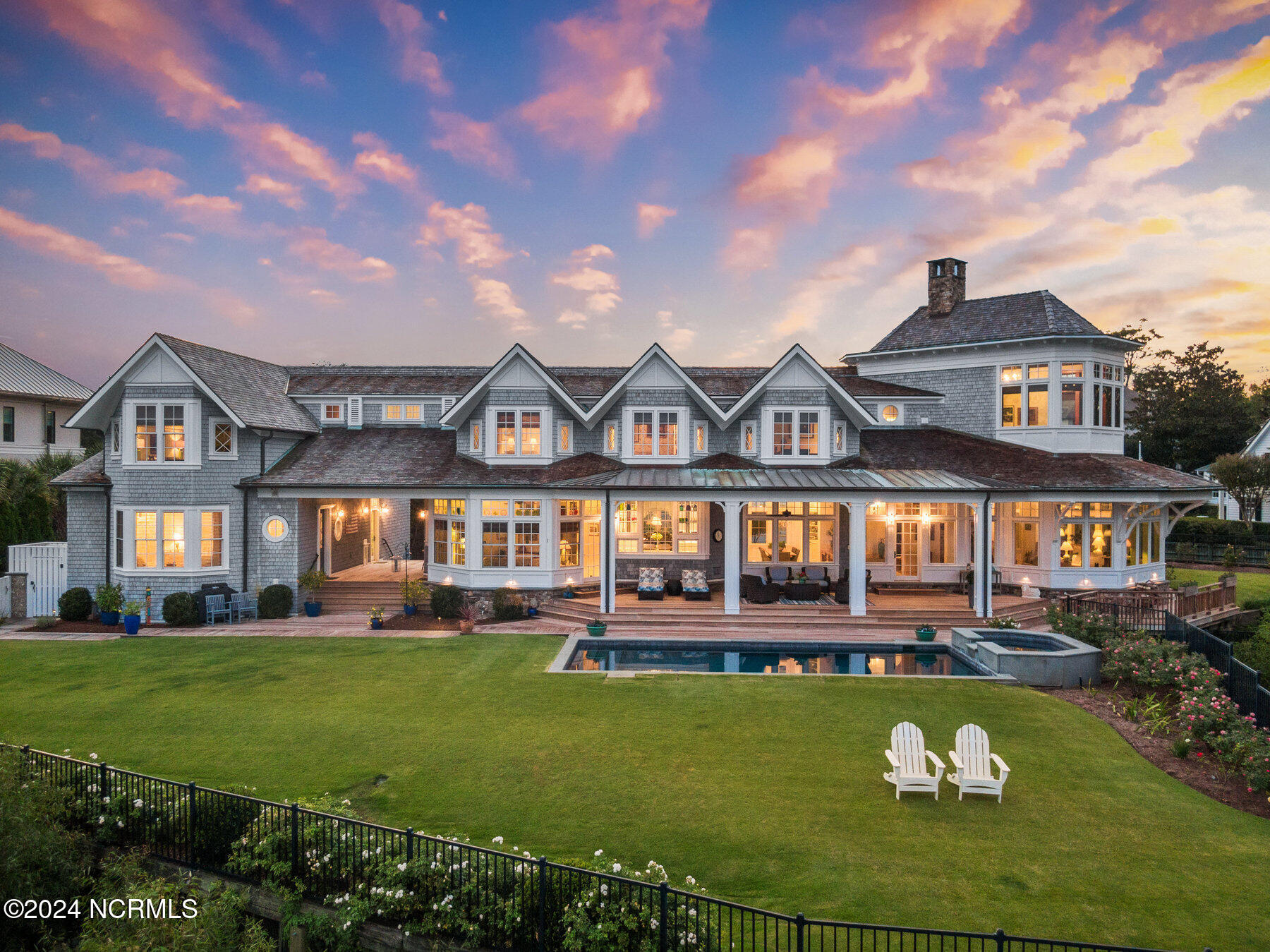 1000 Turnberry Place