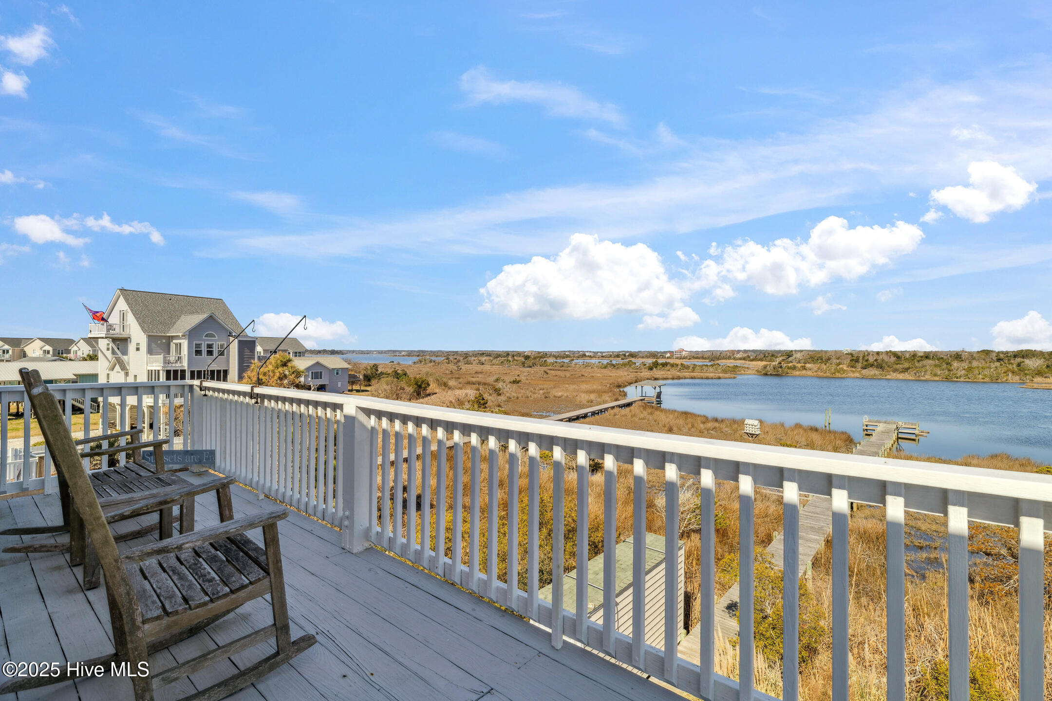 3601 Island Drive