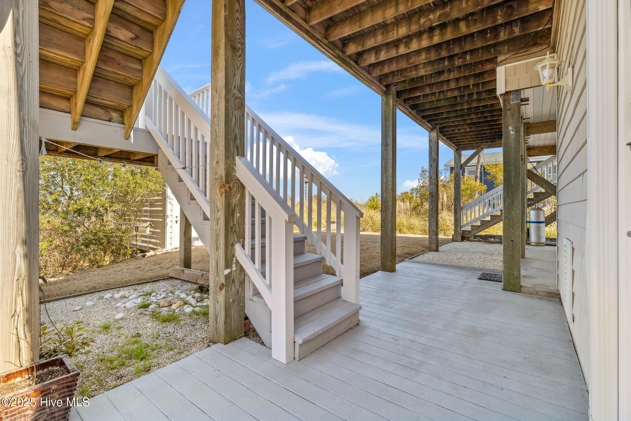 3601 Island Drive