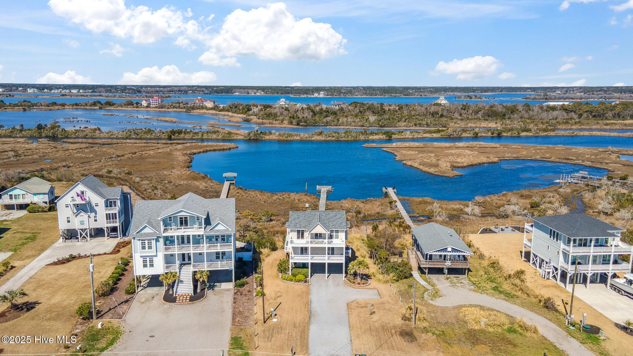 3601 Island Drive