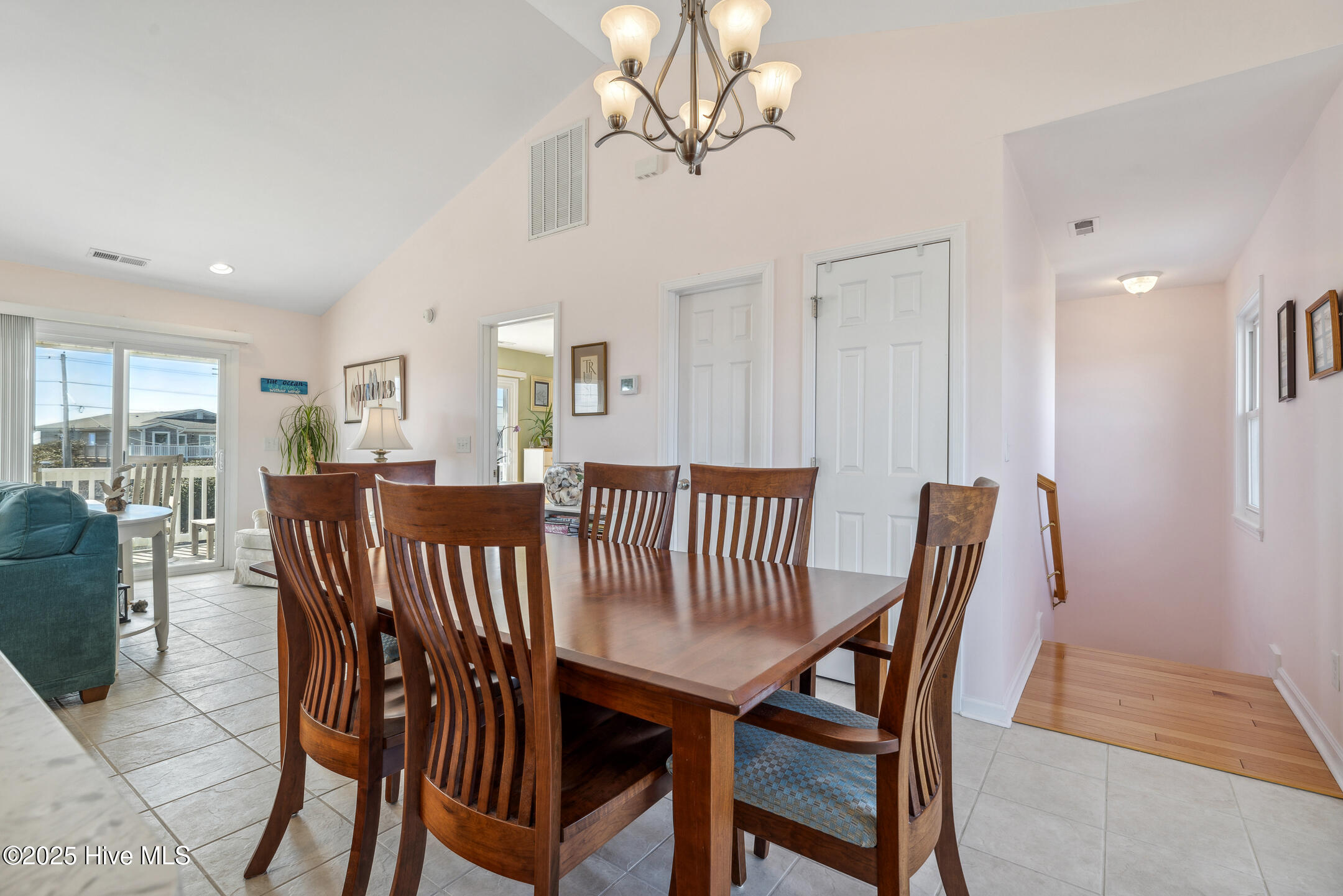 3601 Island Drive