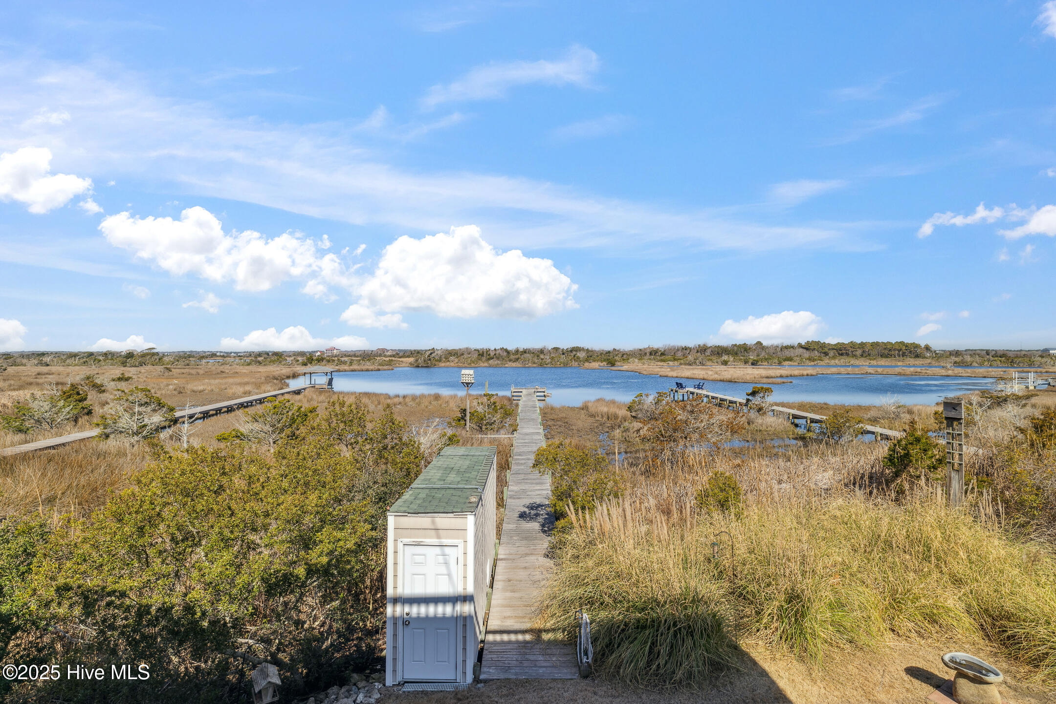 3601 Island Drive