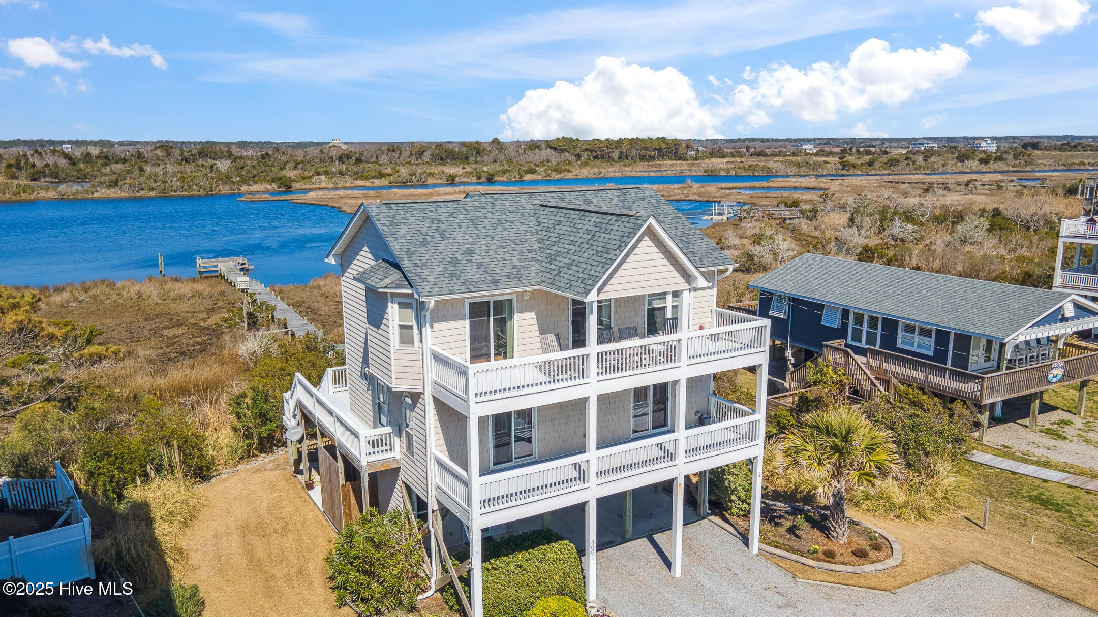 3601 Island Drive