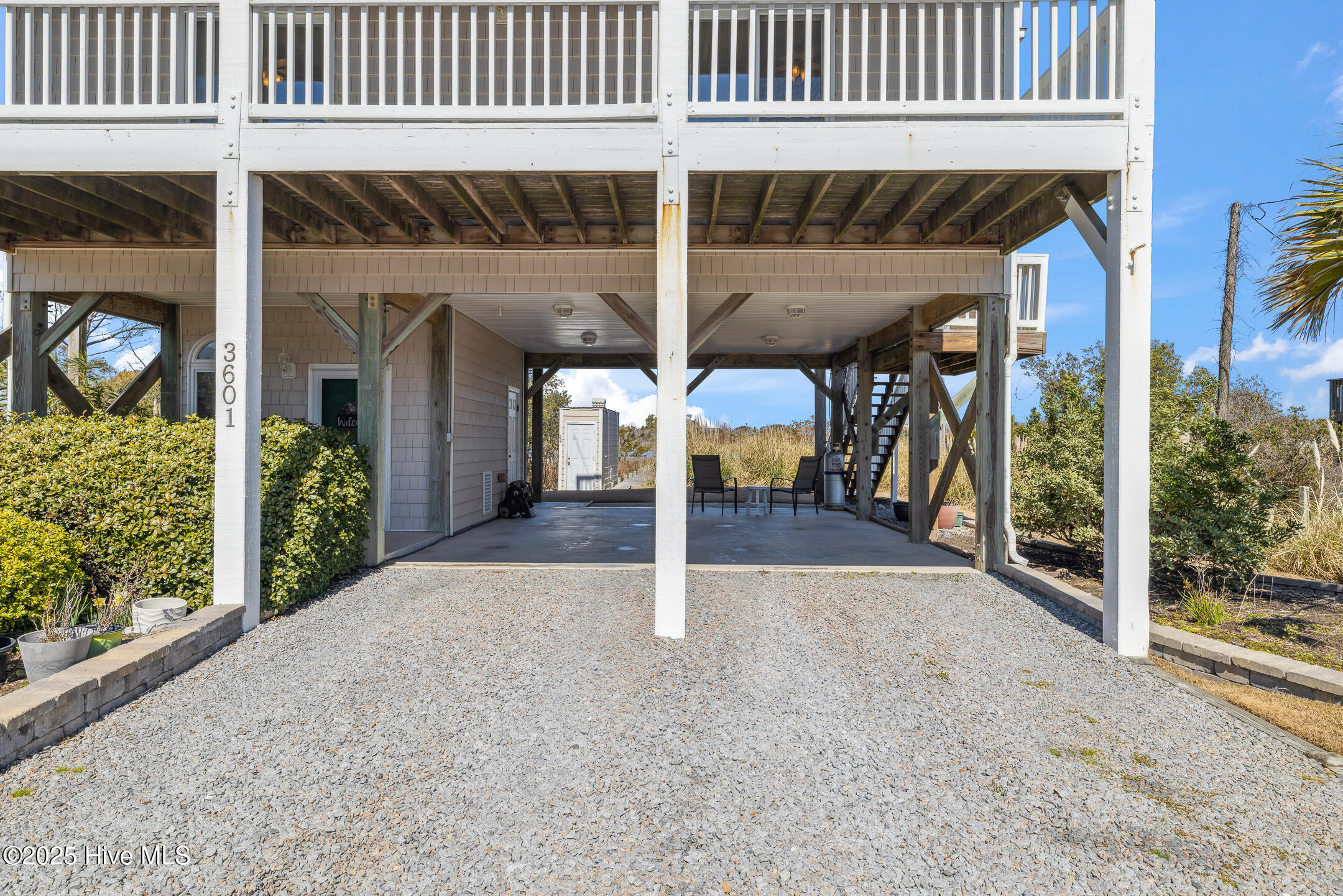 3601 Island Drive