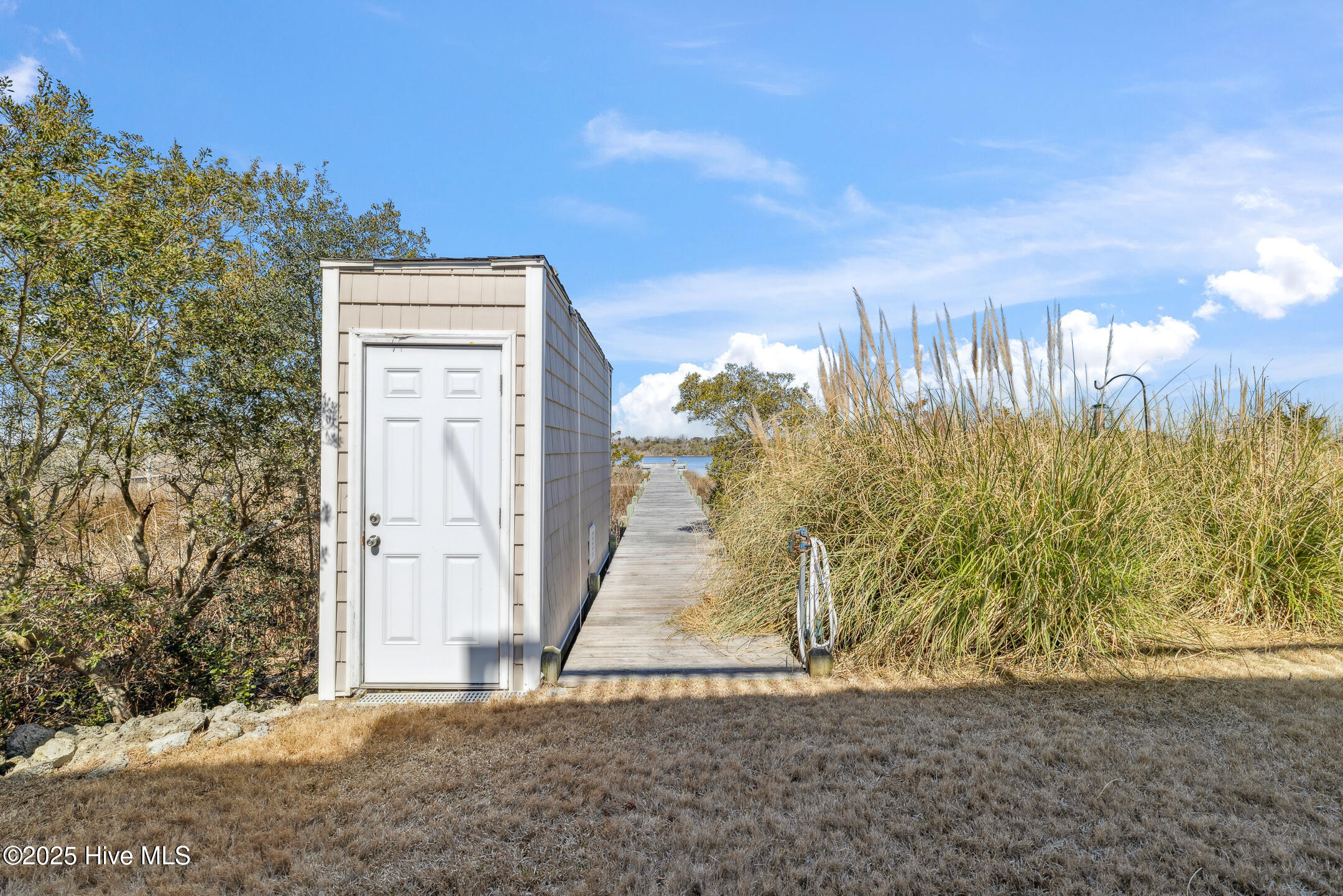 3601 Island Drive