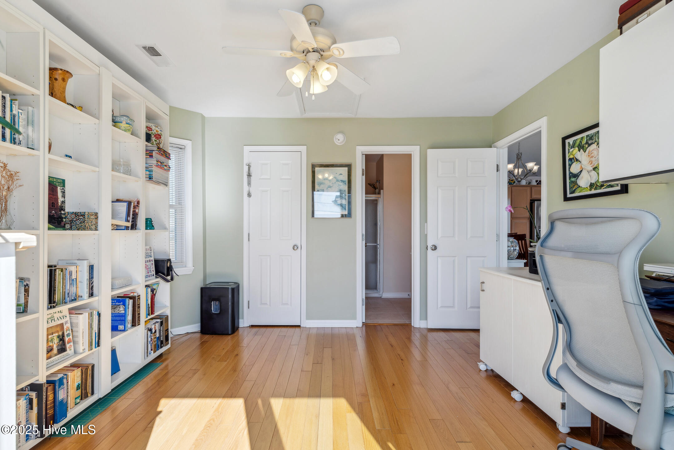 3601 Island Drive