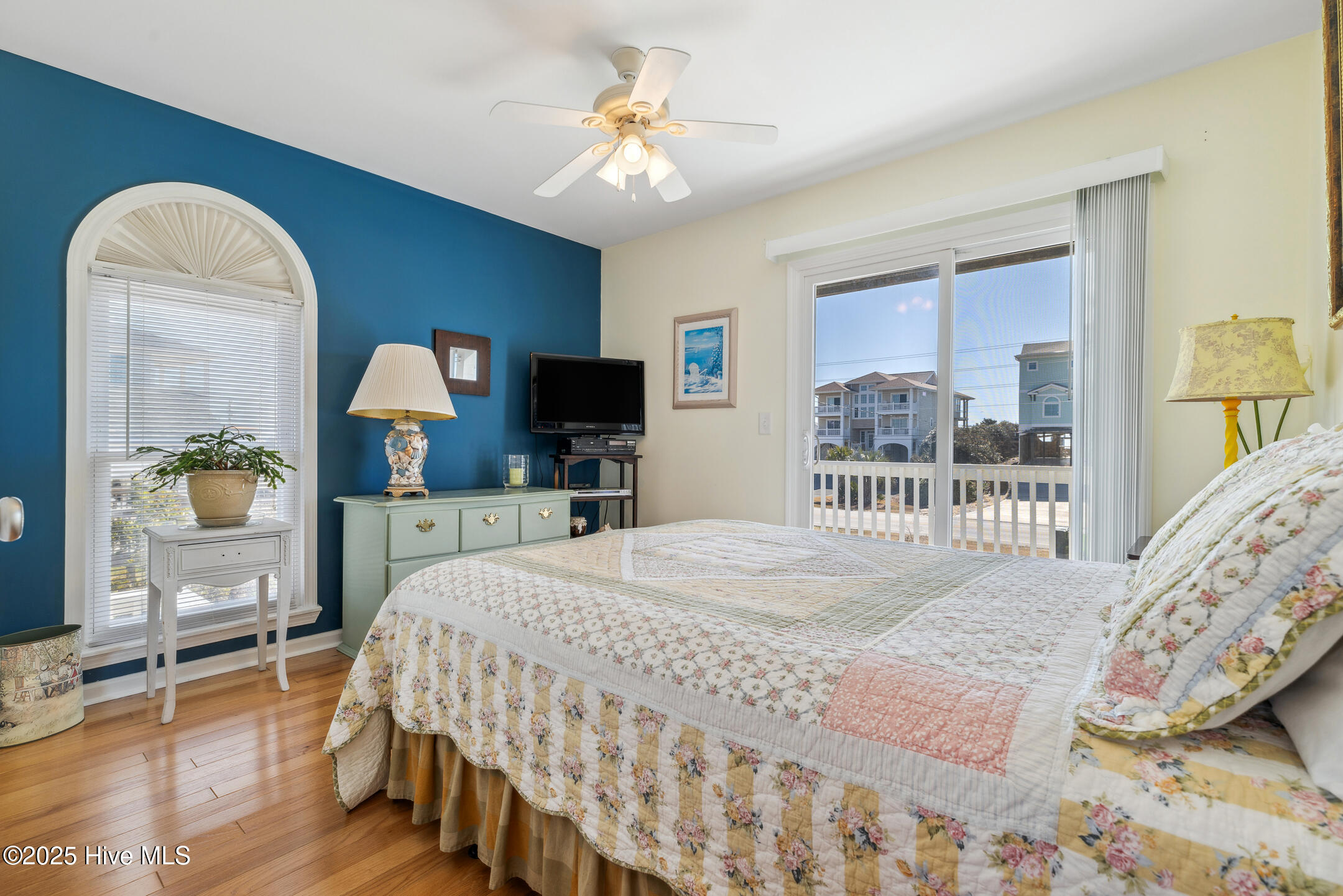 3601 Island Drive