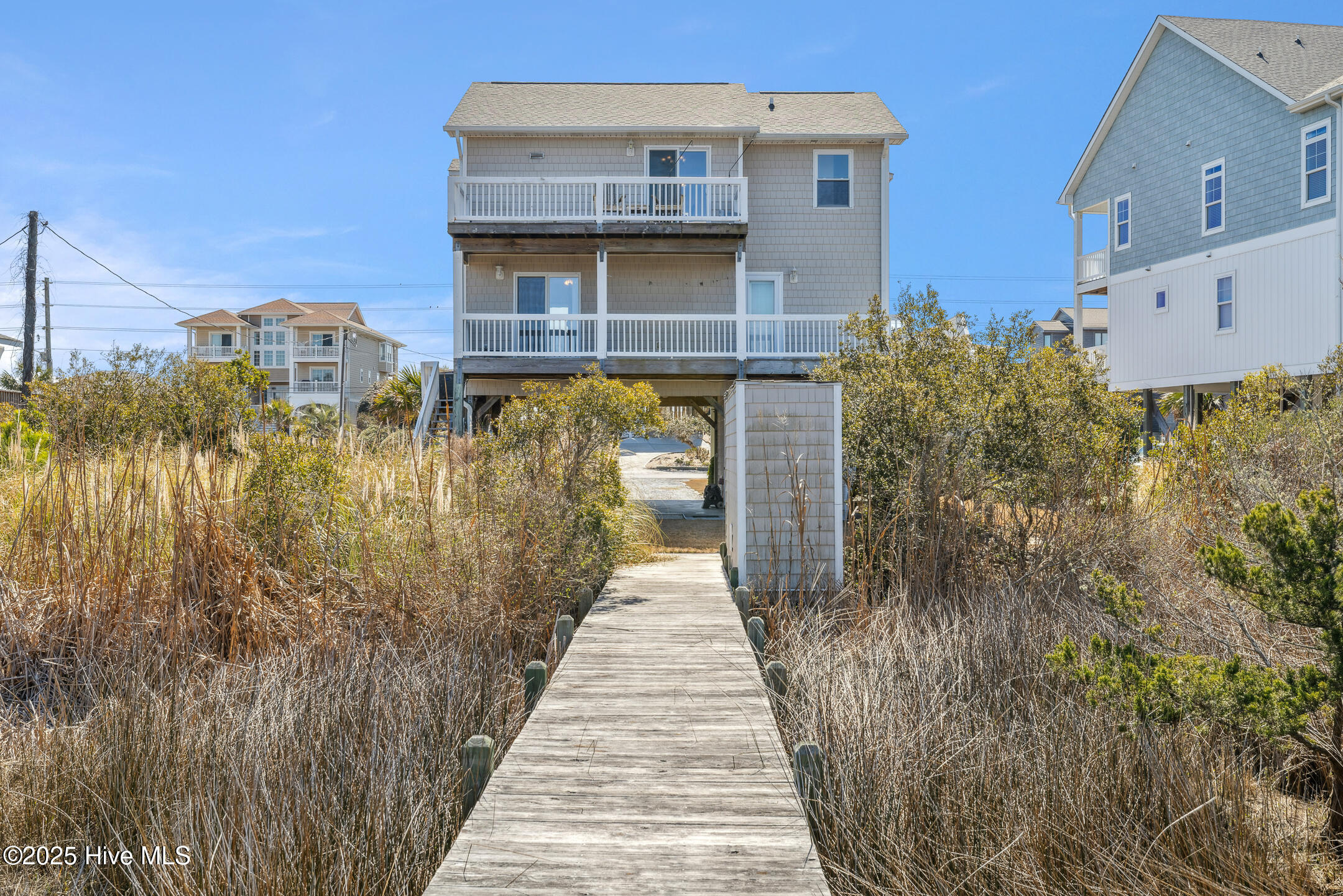 3601 Island Drive