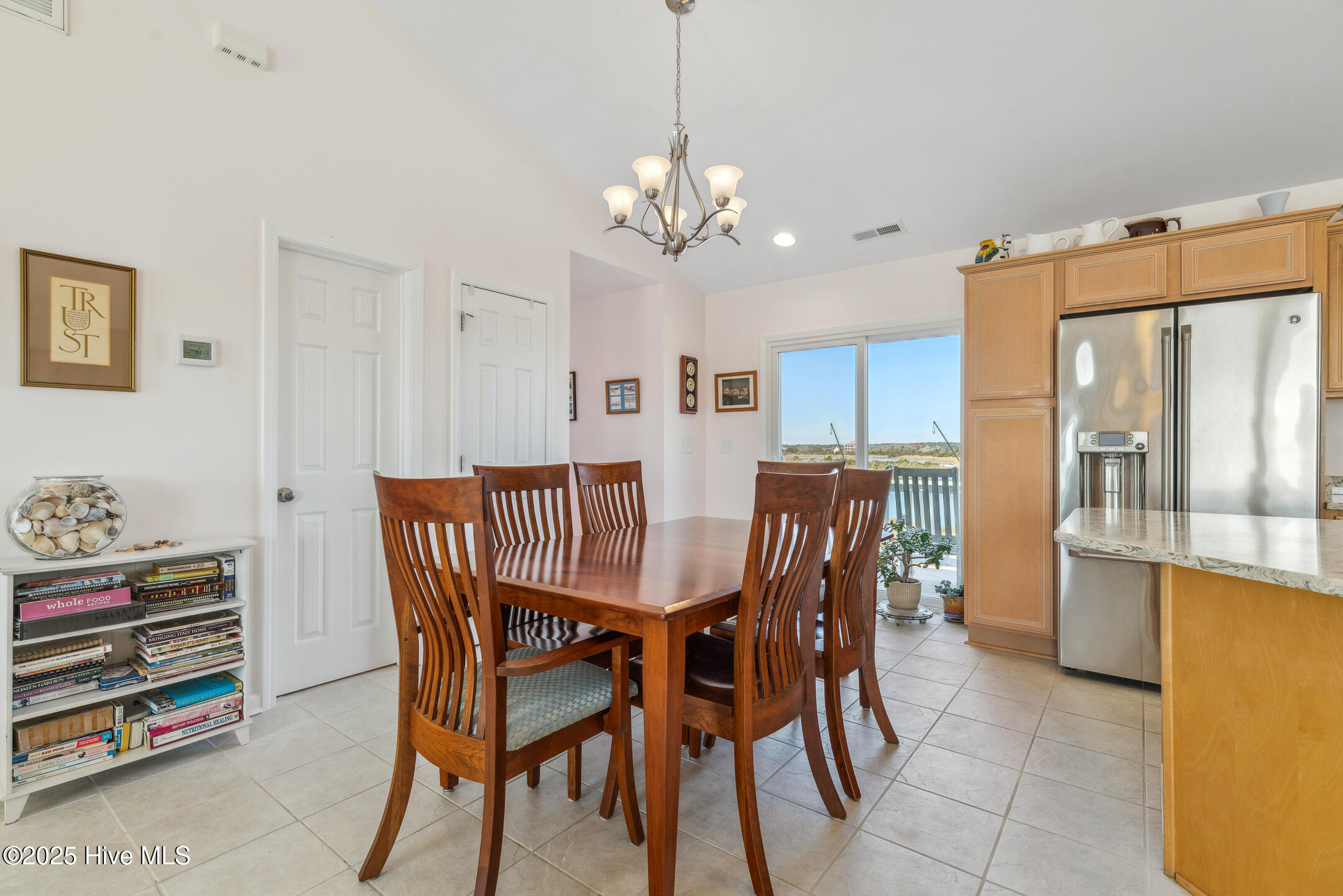 3601 Island Drive