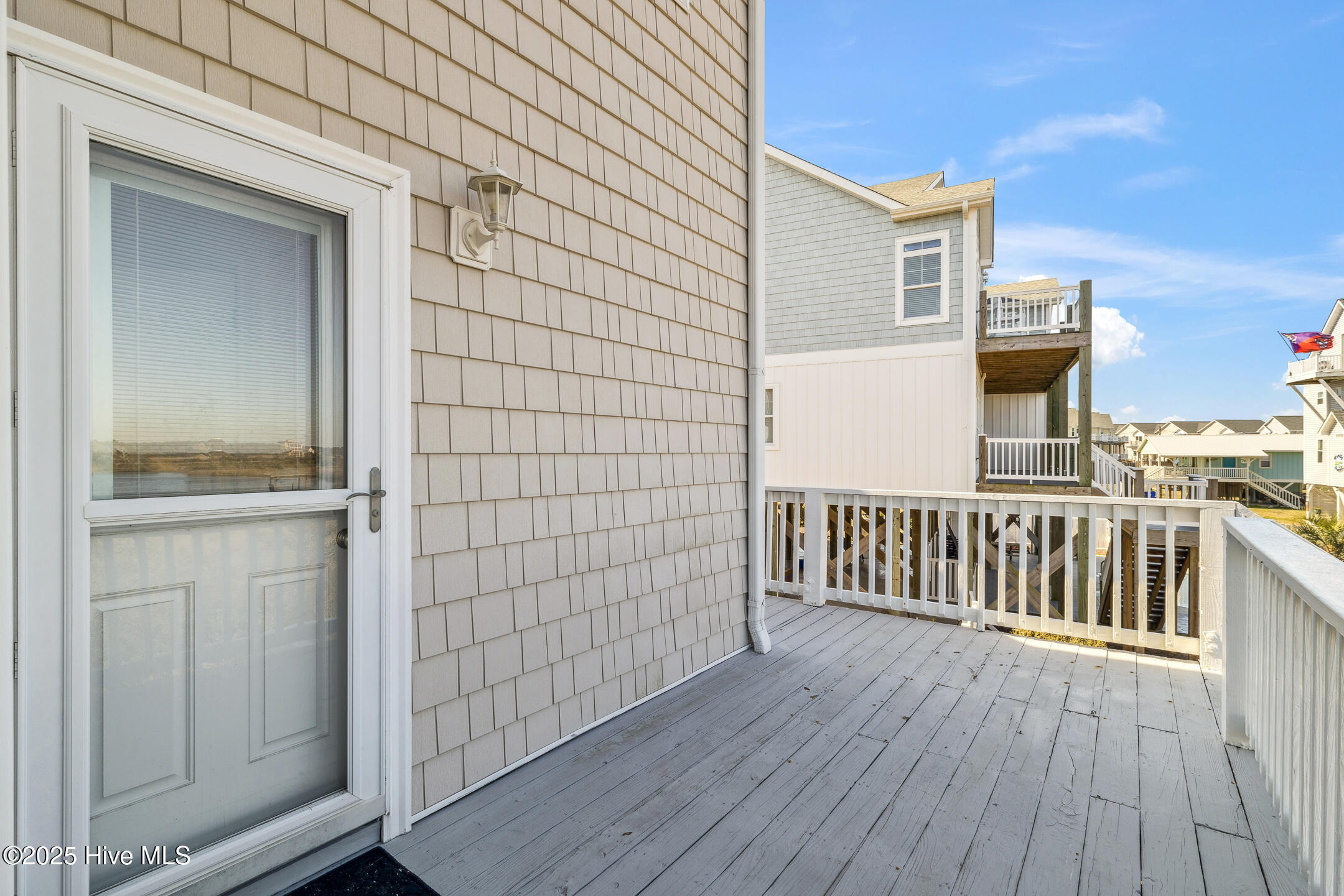 3601 Island Drive
