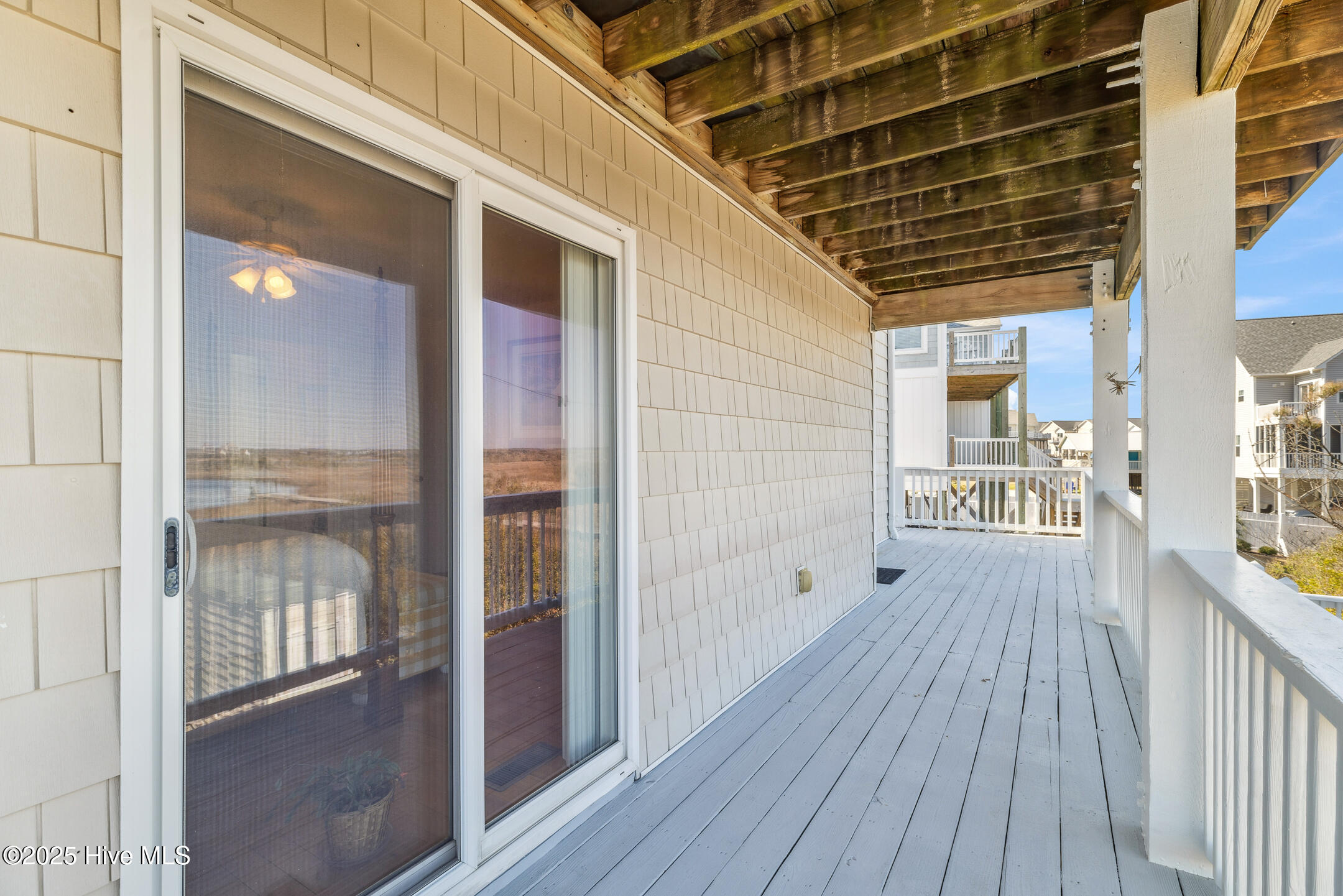 3601 Island Drive