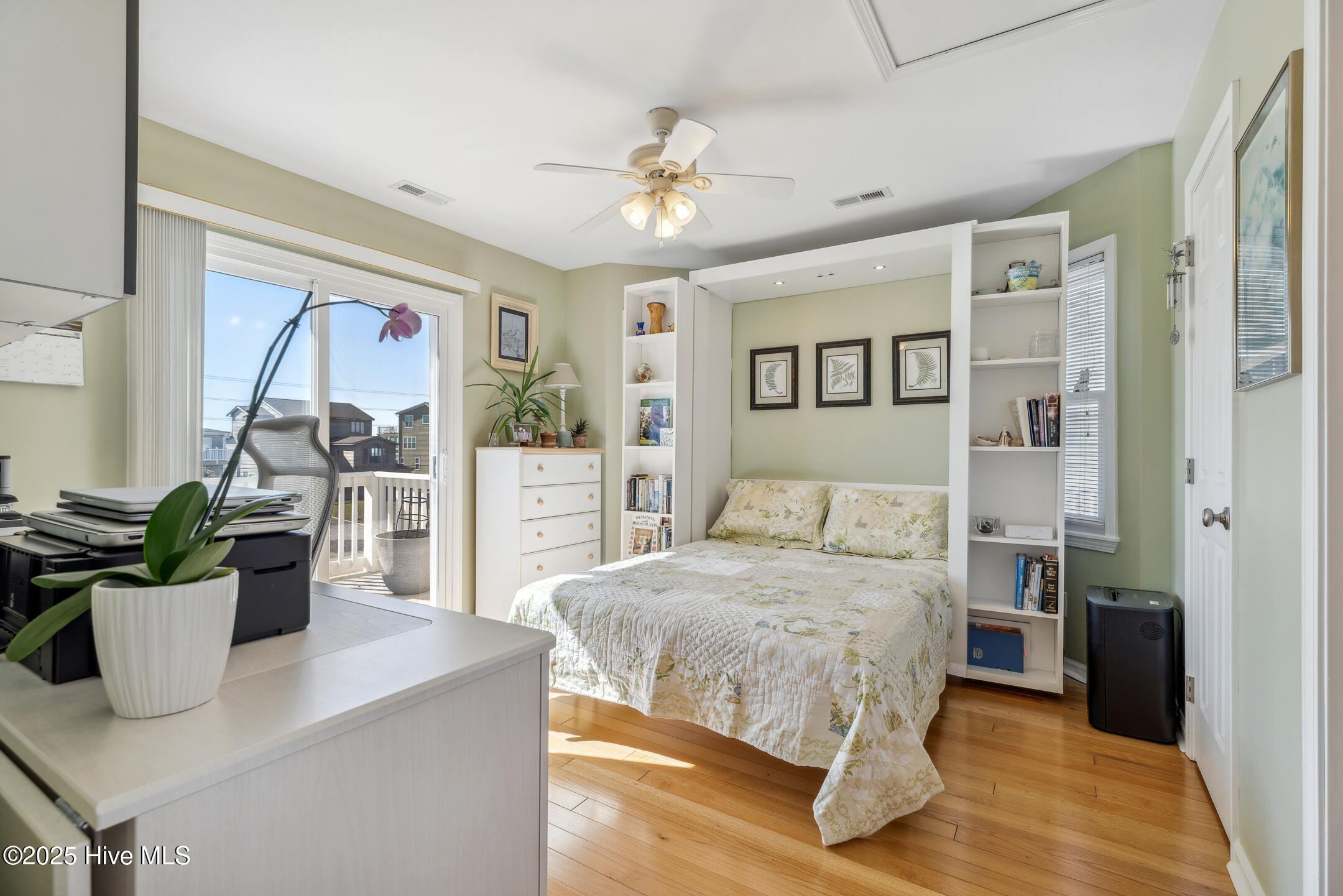 3601 Island Drive
