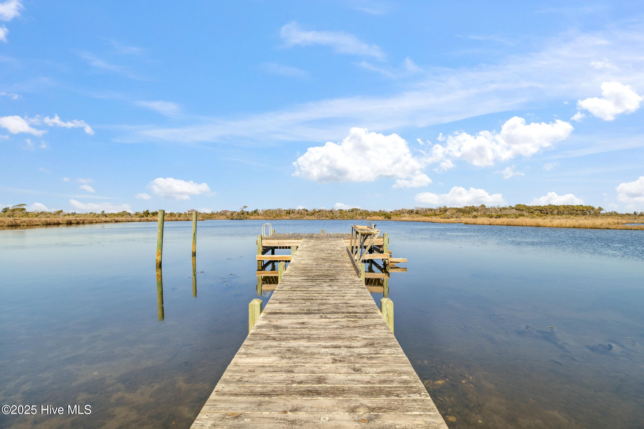 3601 Island Drive