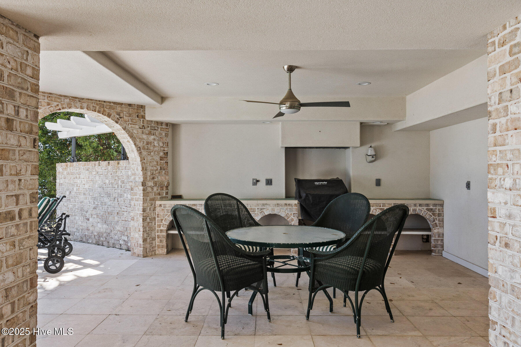 1200 Great Oaks Drive