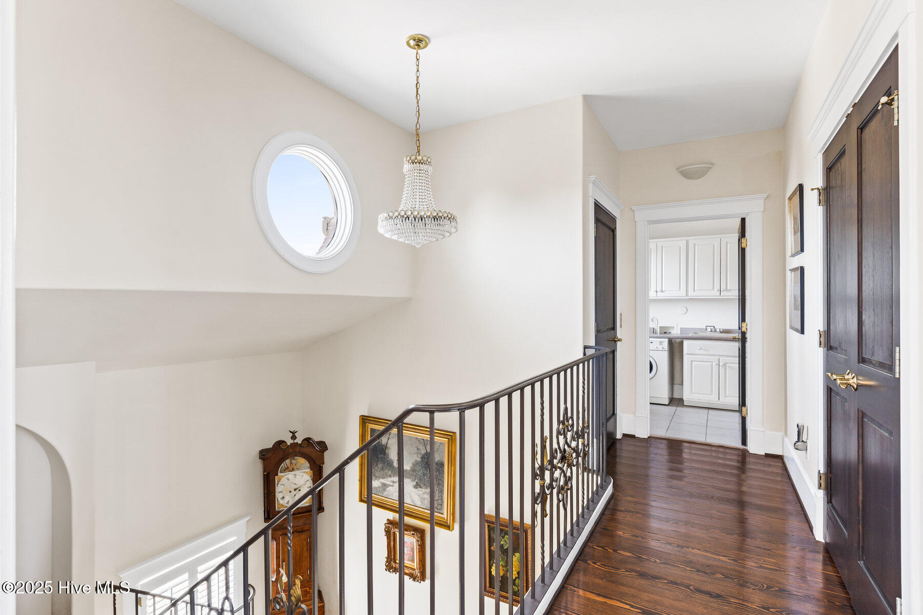 1200 Great Oaks Drive