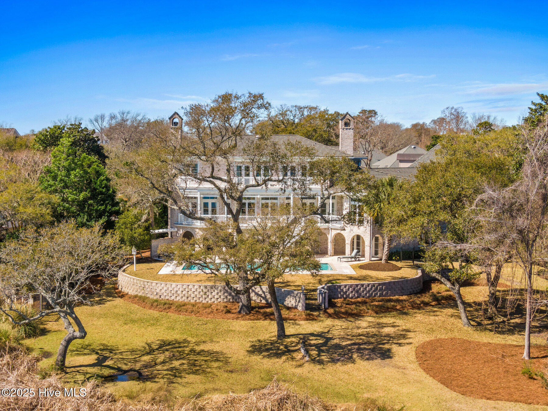 1200 Great Oaks Drive