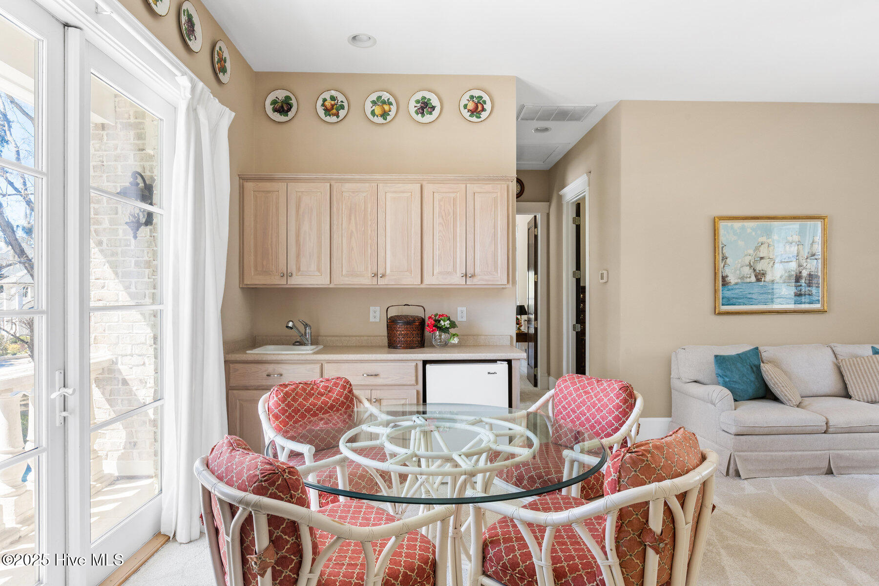 1200 Great Oaks Drive