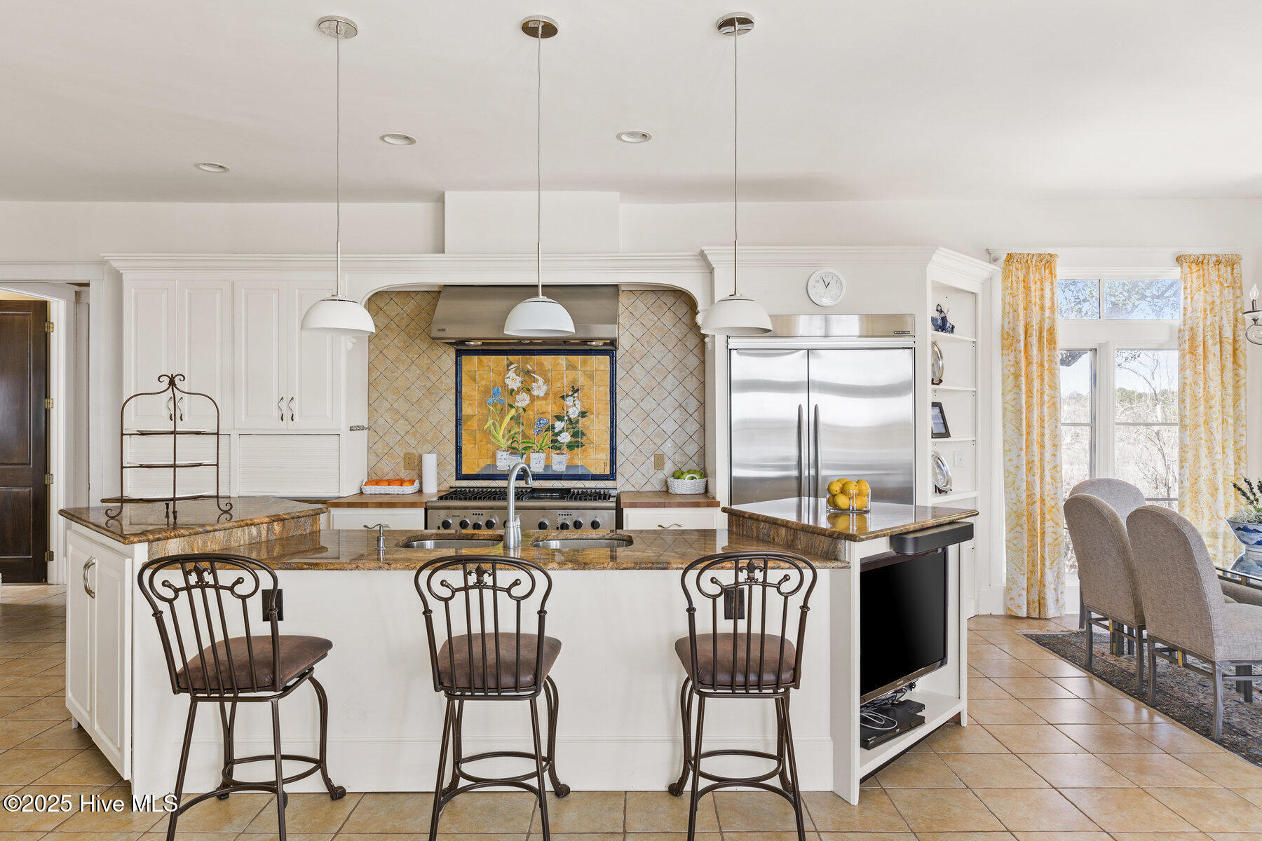1200 Great Oaks Drive