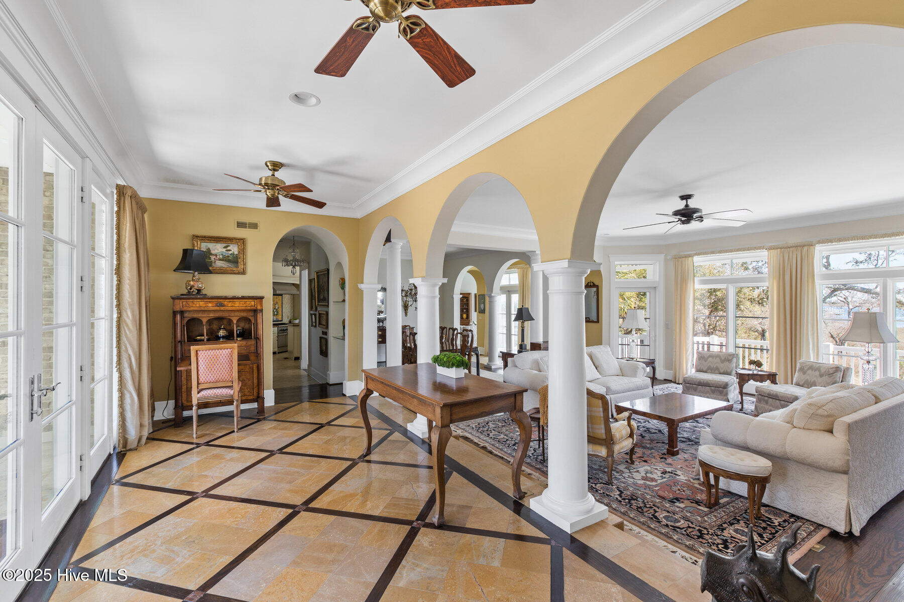 1200 Great Oaks Drive
