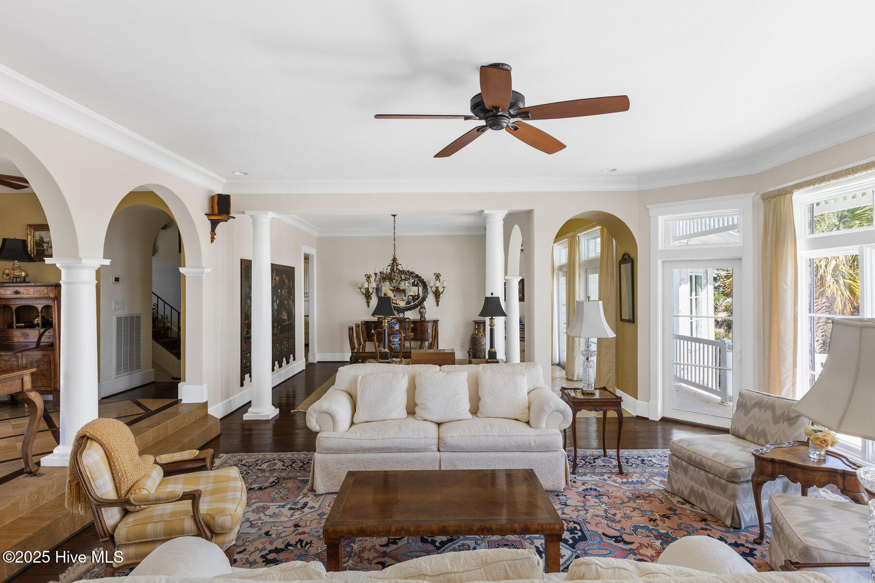 1200 Great Oaks Drive