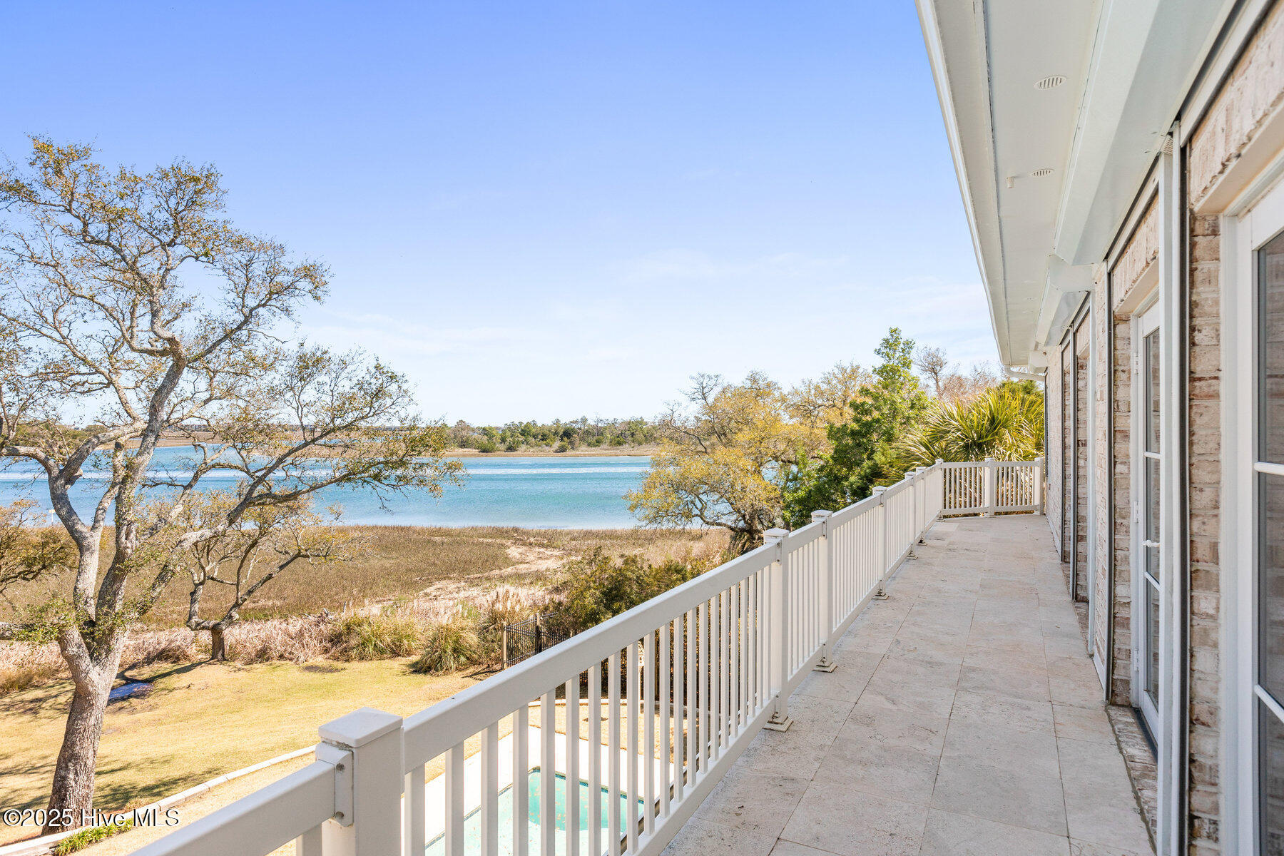 1200 Great Oaks Drive