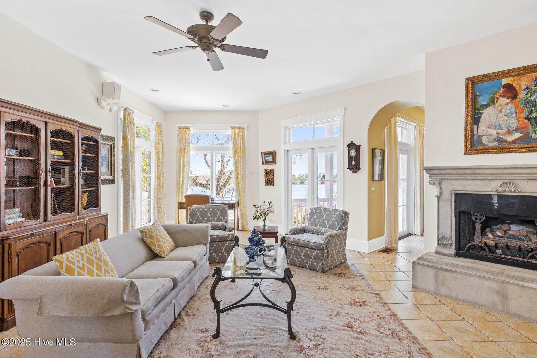 1200 Great Oaks Drive