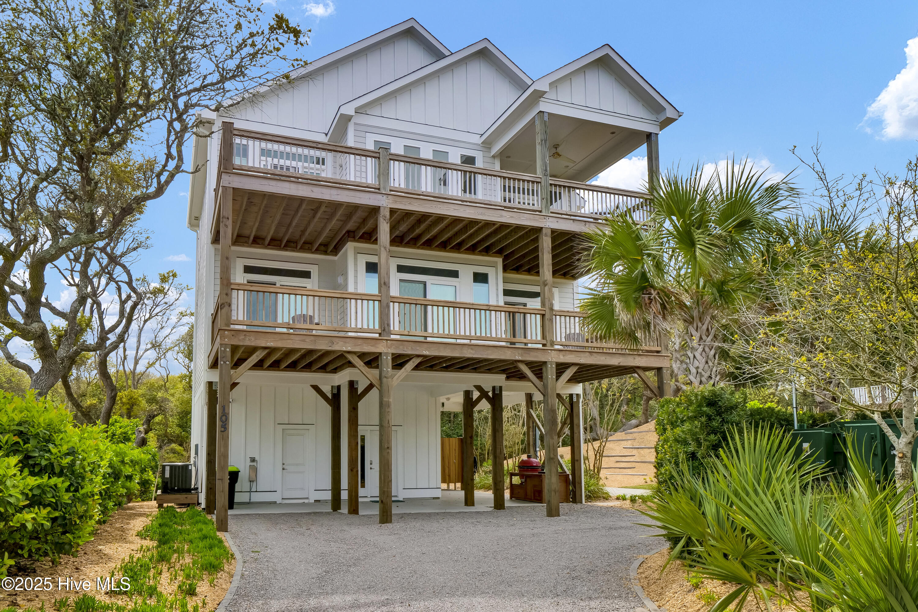 105 White Hills Lane