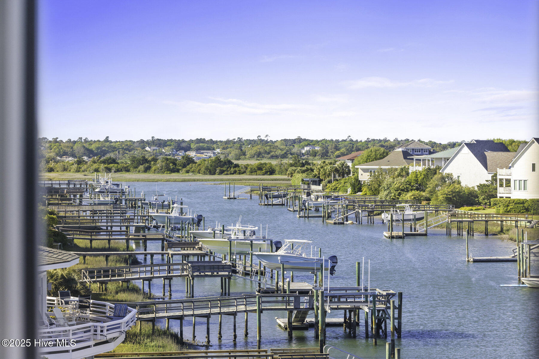 4 Sandy Point