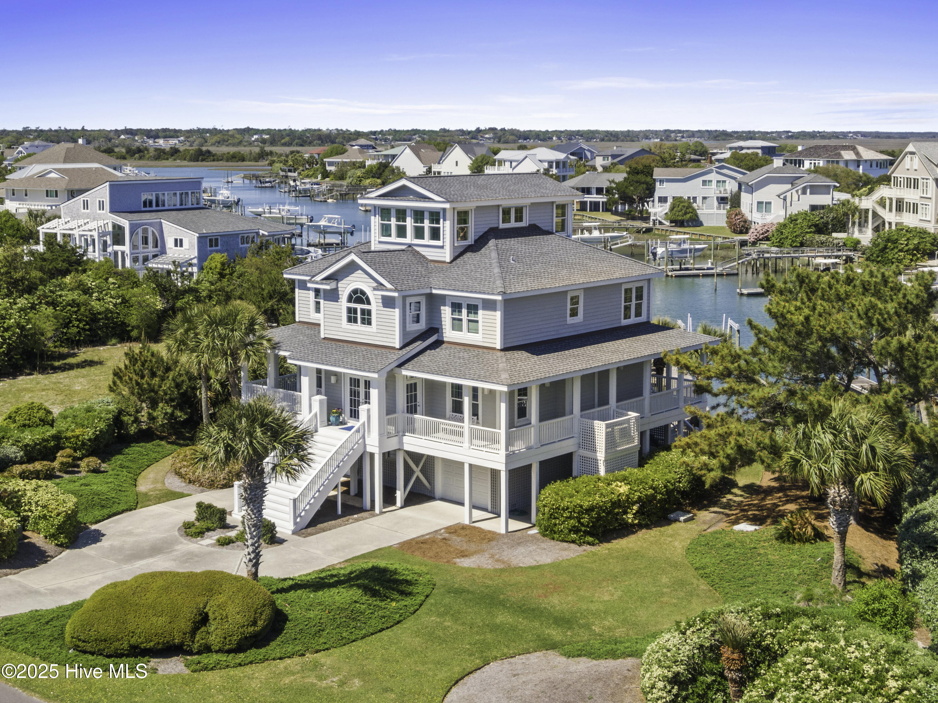 4 Sandy Point