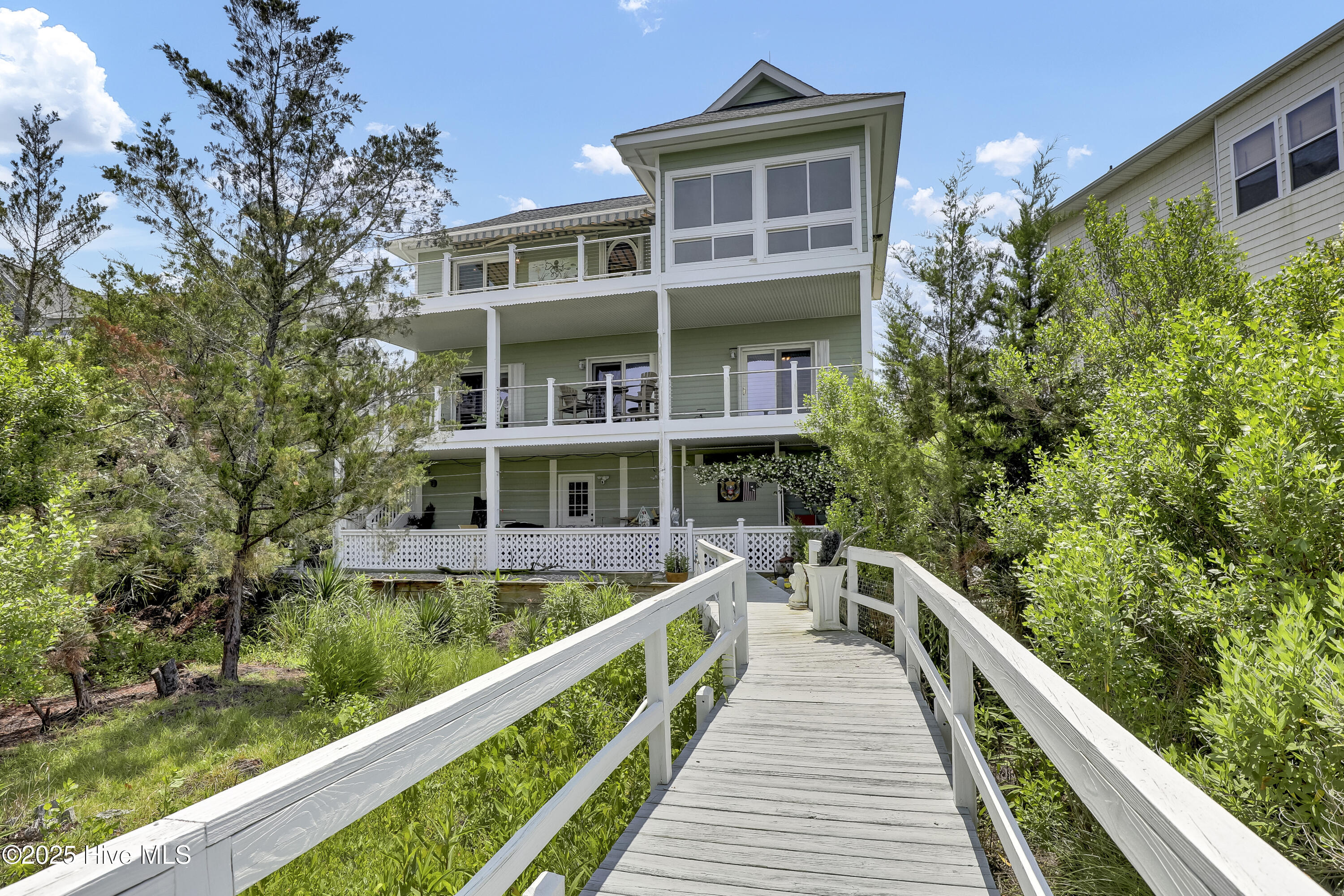 53 N Ridge Lane