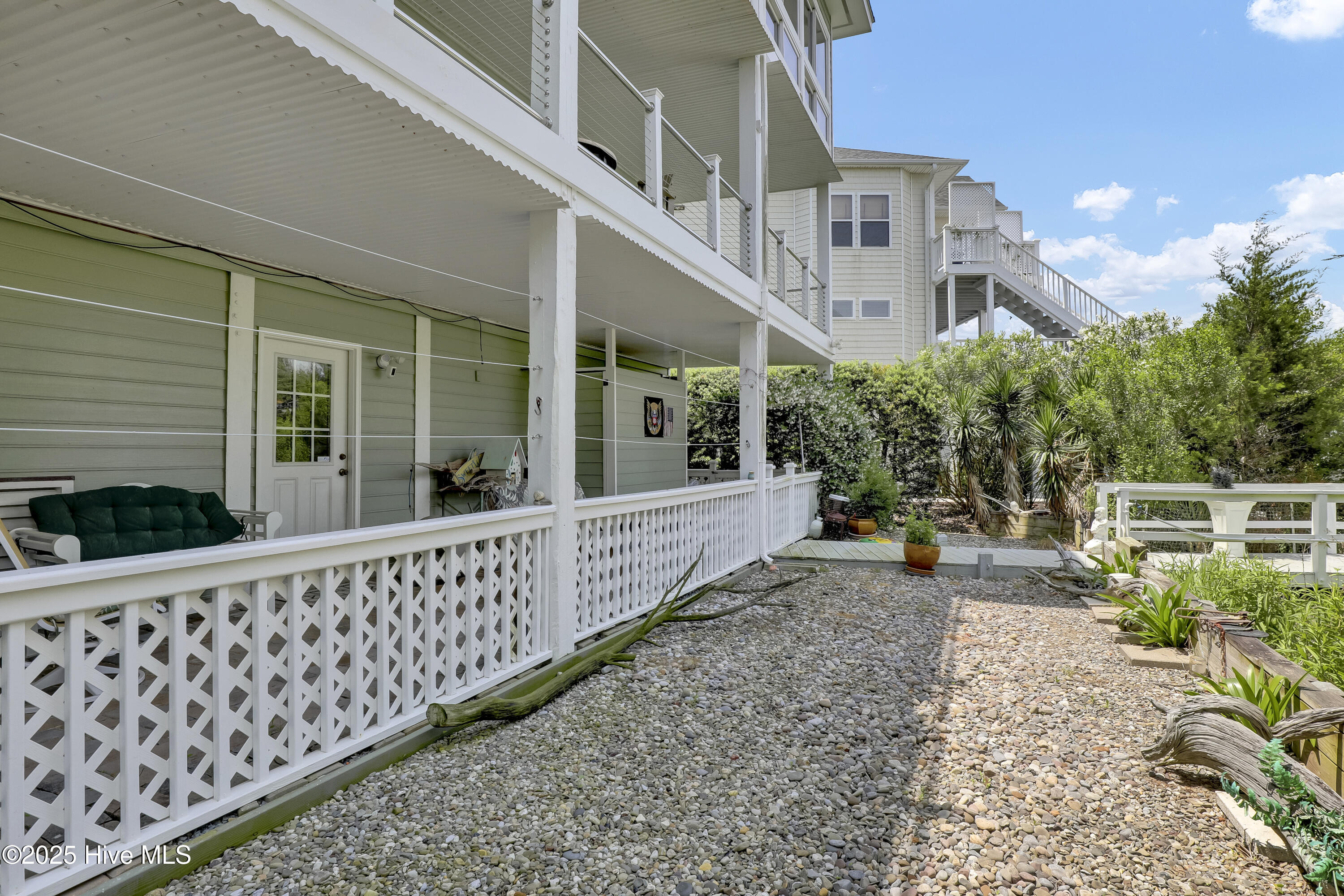 53 N Ridge Lane