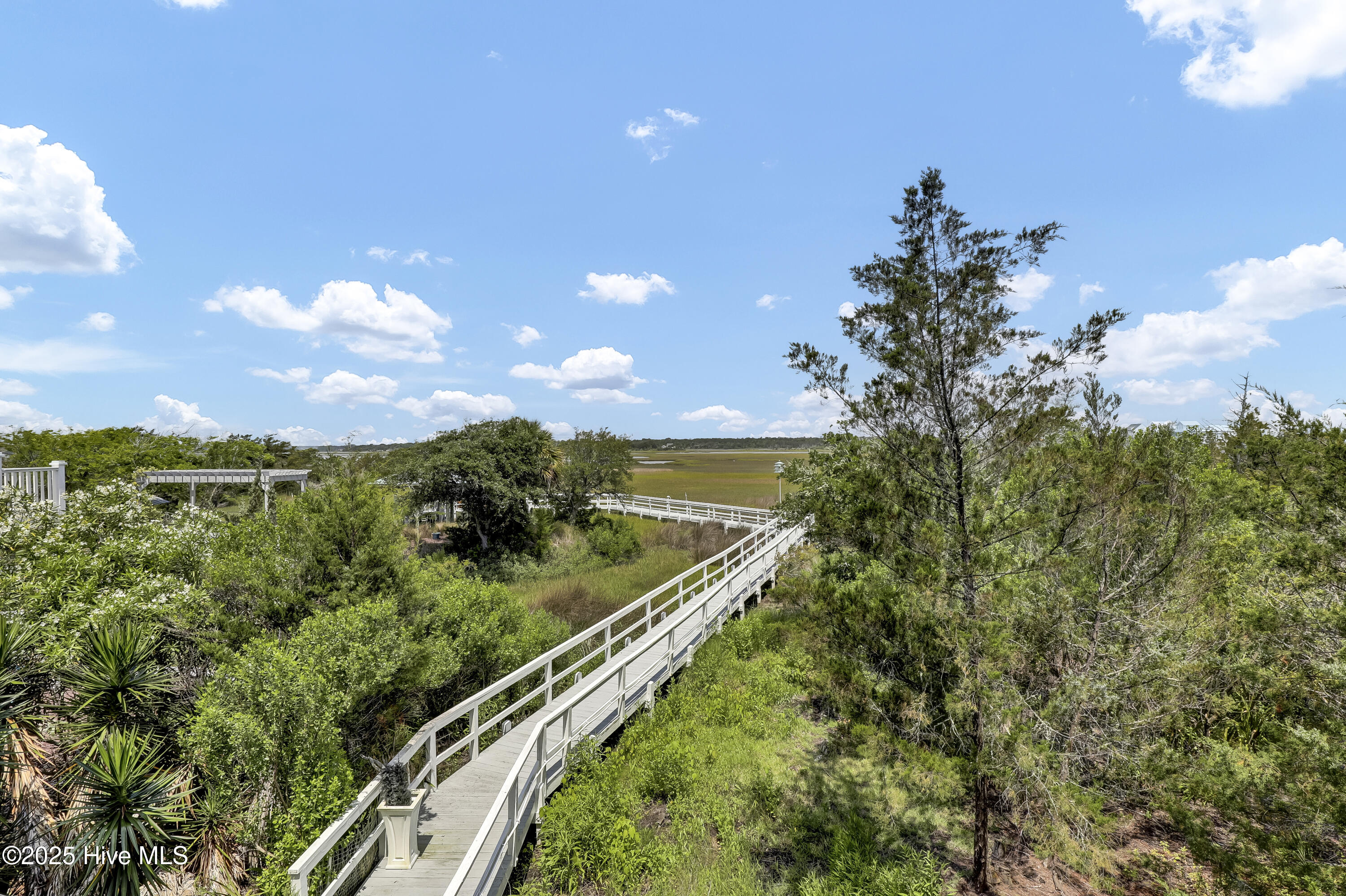 53 N Ridge Lane