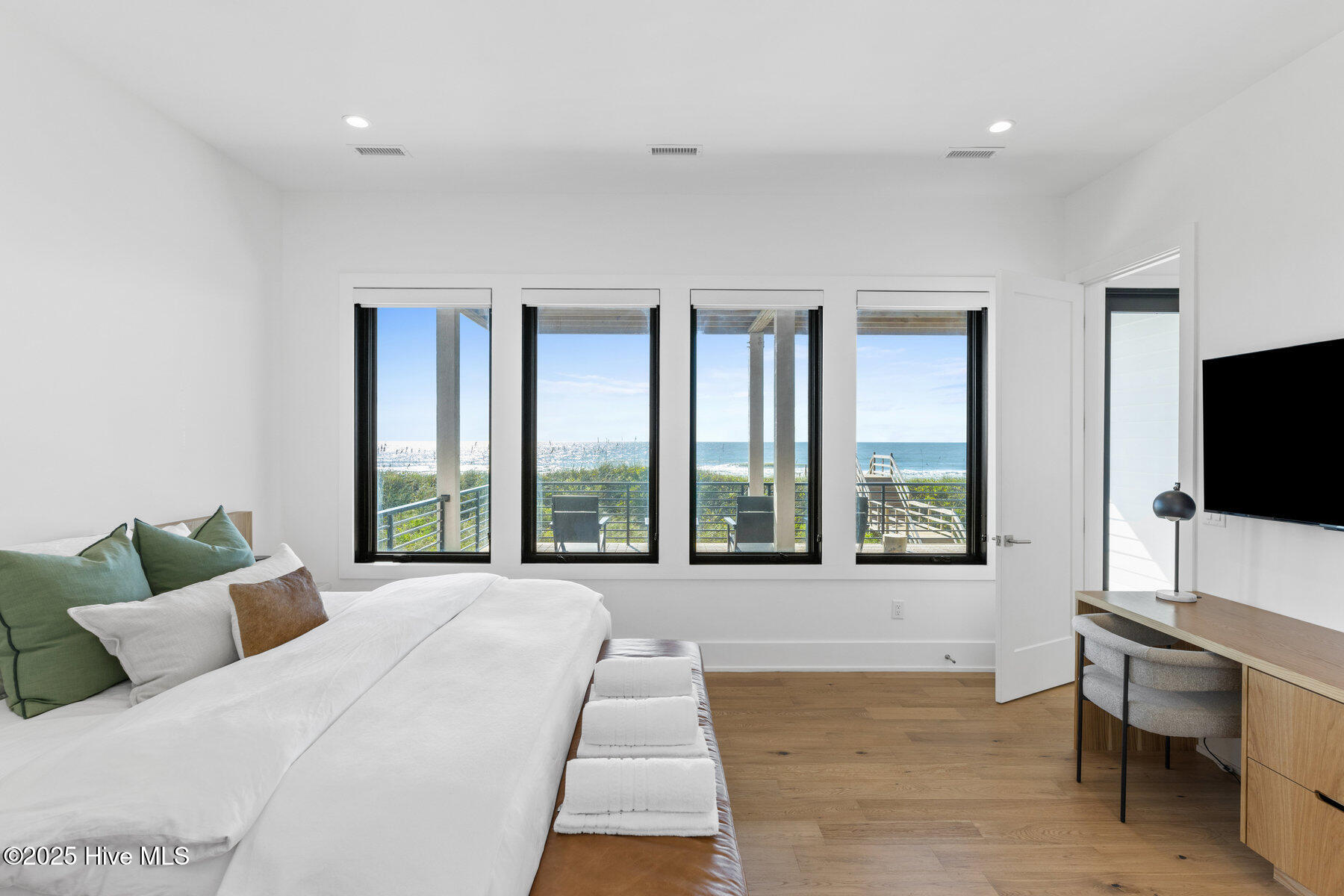 604 New River Inlet Road