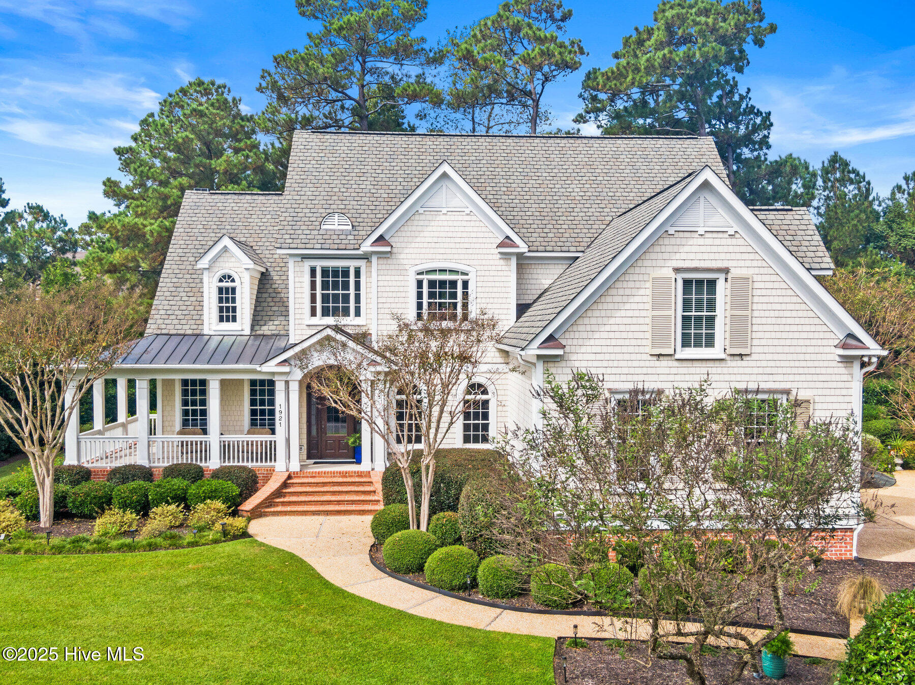 1921 Sandwedge Place