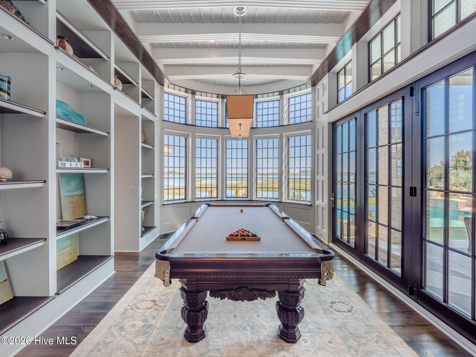 2340 Ocean Point Drive