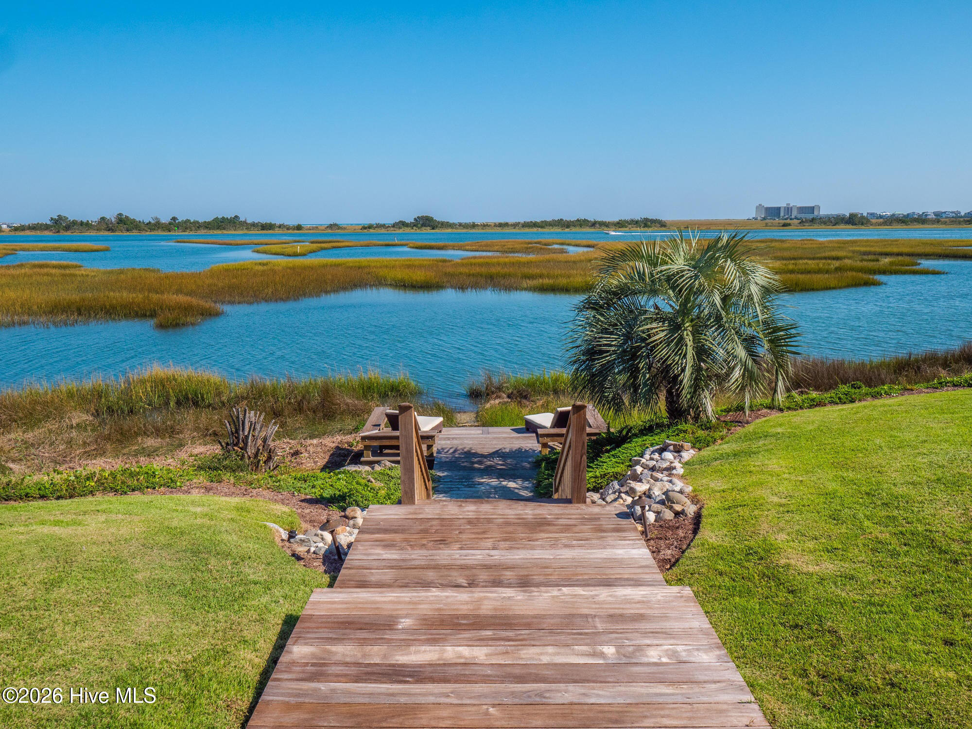 2340 Ocean Point Drive
