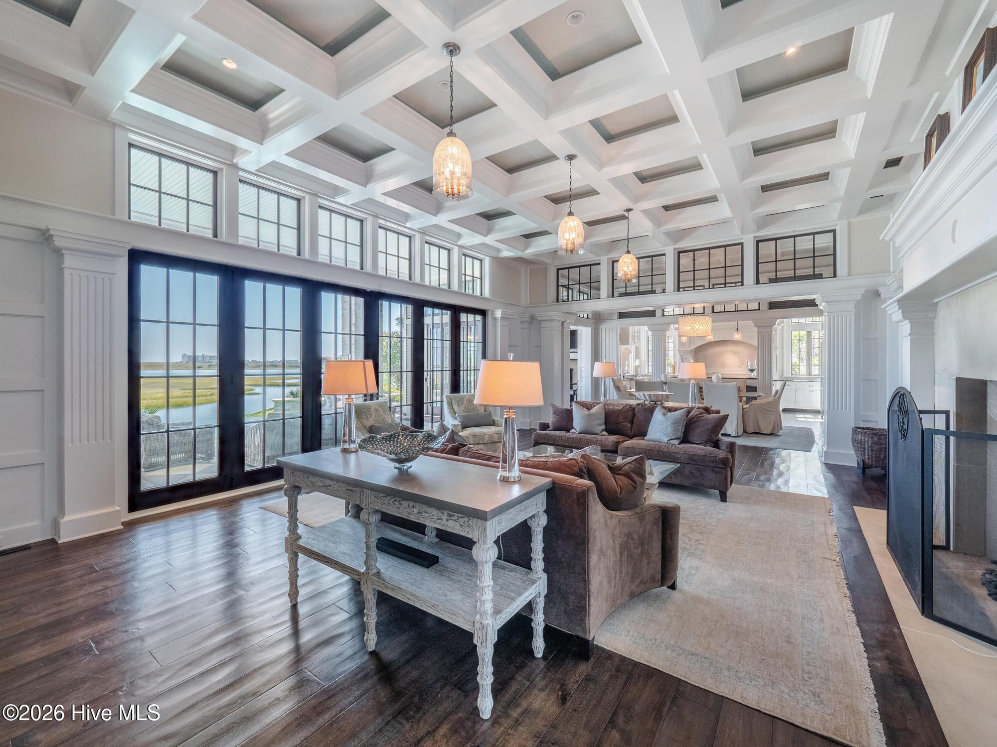 2340 Ocean Point Drive